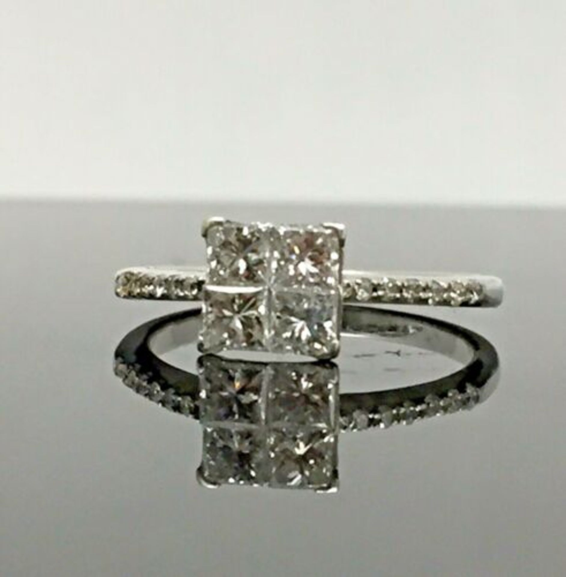 0.50CT PRINCESS CUT DIAMOND ENGAGEMENT RING /WHITE GOLD