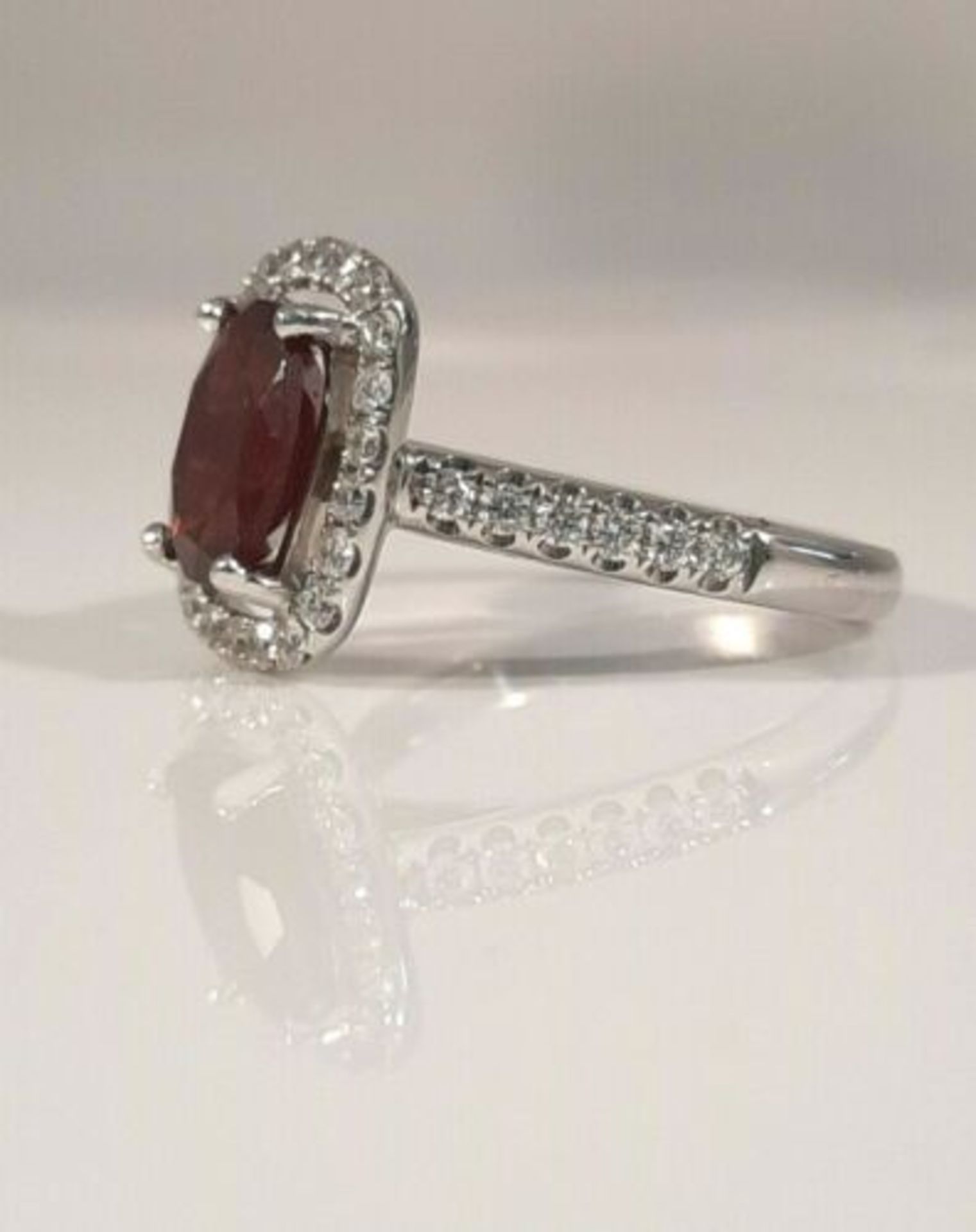 DIAMOND AND GARNET DRESS RING/WHITE GOLD - Image 9 of 9