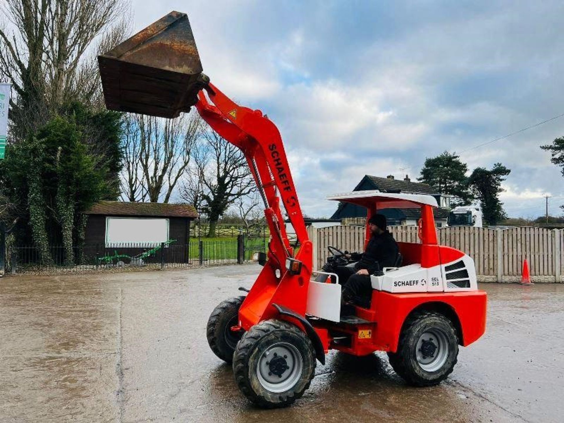 SCHAEFF SCL515 4WD LOADING SHOVEL C/W CANOPY AND ROLE FRAME - Image 3 of 15