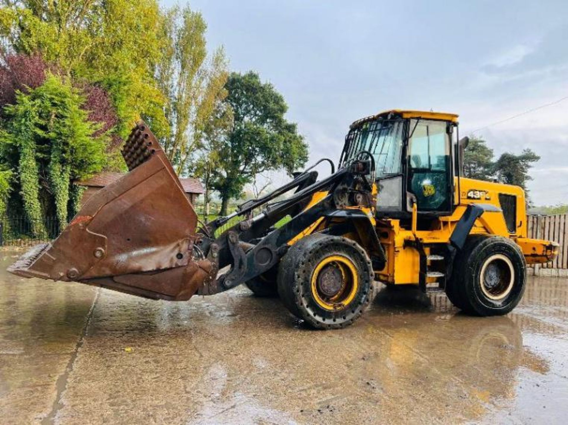 JCB 436E 4WD LOADING SHOVEL * YEAR 2010 * C/W TIP TOE BUCKET