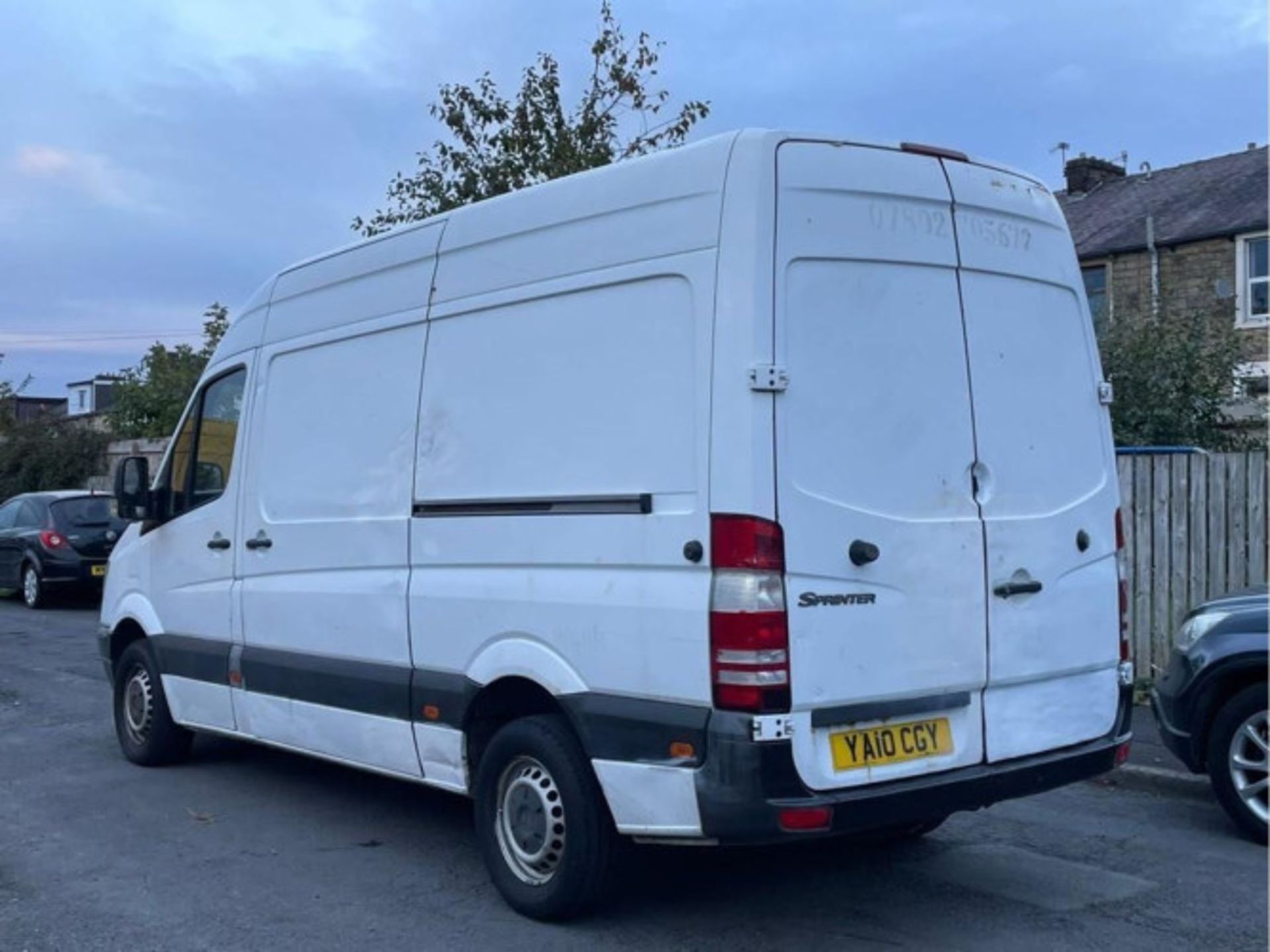 MERCEDES-BENZ SPRINTER 2.1 313 CDI RWD L2 4DR (2010) - Image 6 of 30