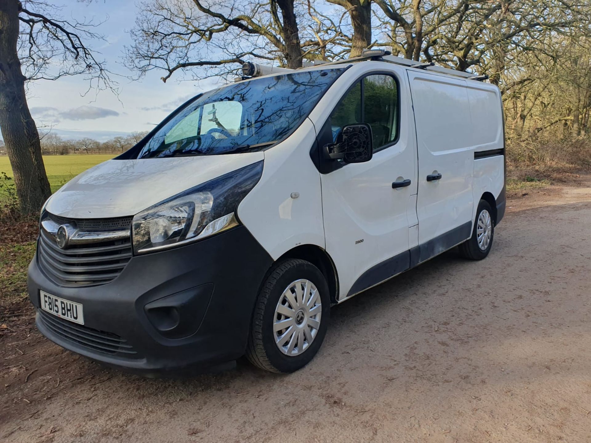 2015 15 VAUXHALL VIVARO PANEL VAN - EX BT - 57K MILES WITH FULL SERVICE HISTORY - ROOF RACK - Image 3 of 10