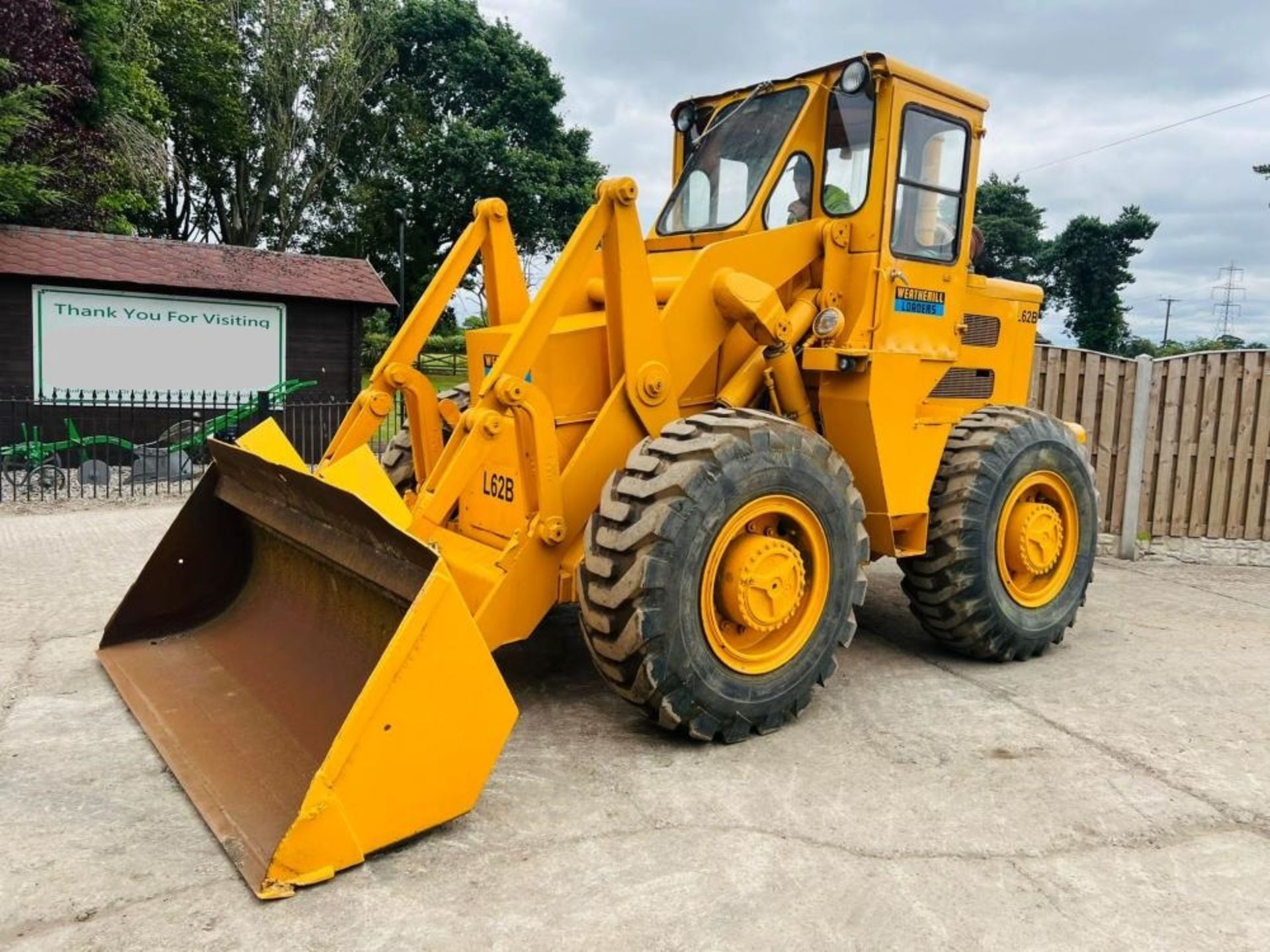 WEATHERILL L62B-11-690 4WD LOADING SHOVEL C/W BUCKET *CHOICE OF TWO* - Image 5 of 13