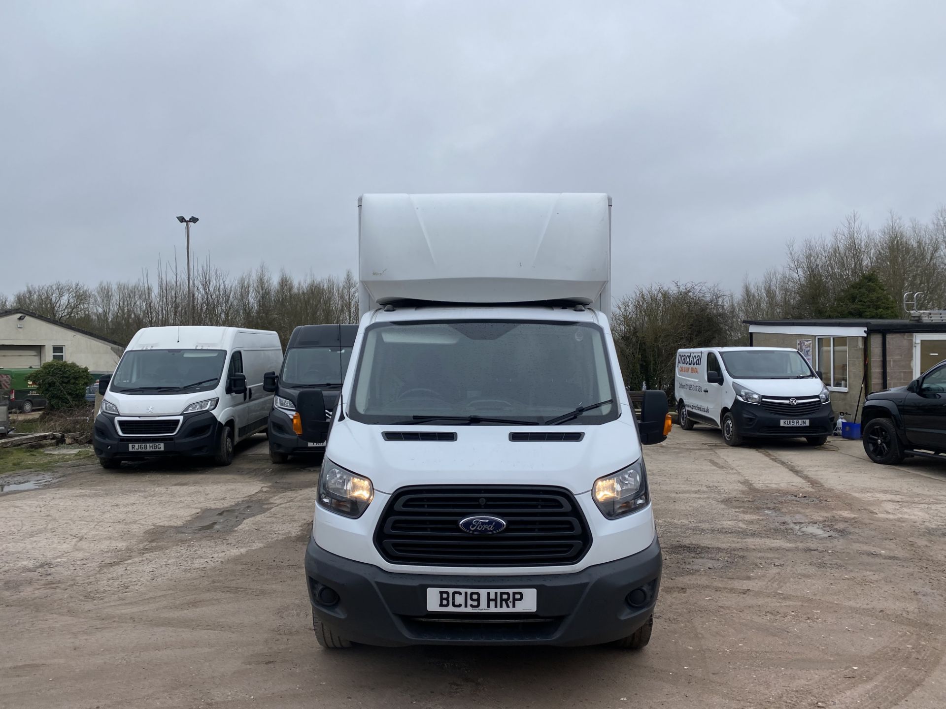 FORD TRANSIT L4 H1 LUTON TAIL LIFT 2019 - Image 2 of 8