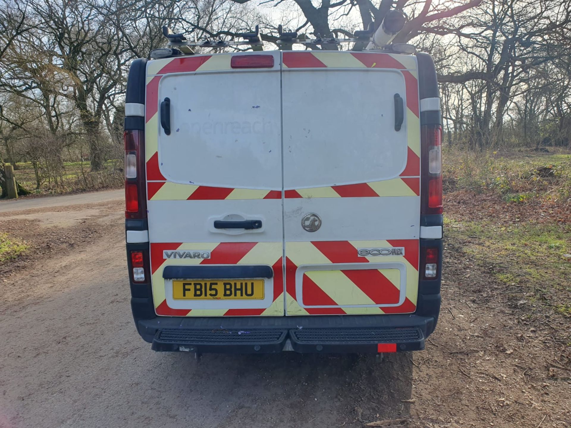 2015 15 VAUXHALL VIVARO PANEL VAN - EX BT - 57K MILES WITH FULL SERVICE HISTORY - ROOF RACK - Image 6 of 10