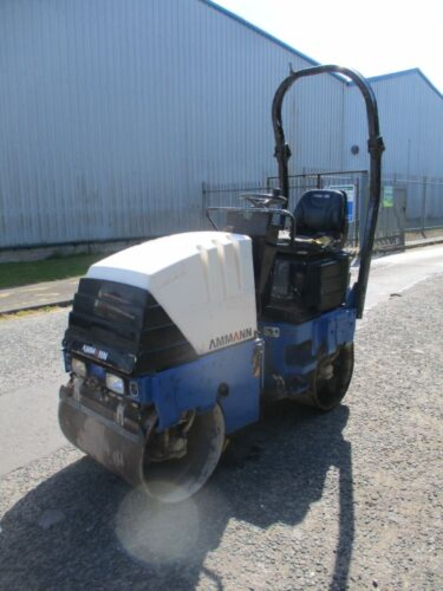 2011 AMMANN AV12-2 BOMAG TEREX BENFORD 80 VIBRATING ROLLER RIDE ON DELIVERY - Image 3 of 8