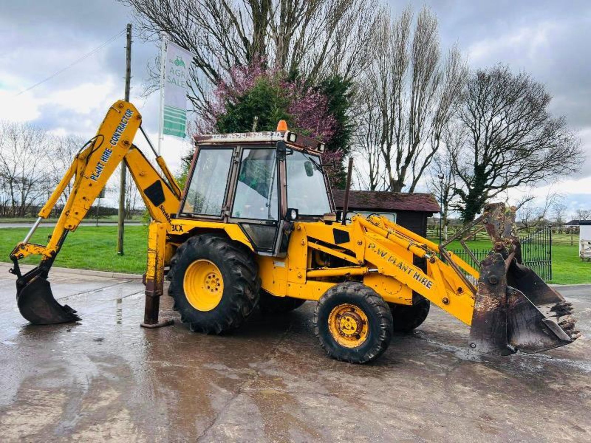 JCB 3CX PROJECT 7 4WD BACKHOE DIGGER C/W EXTENDING DIG - Image 13 of 18