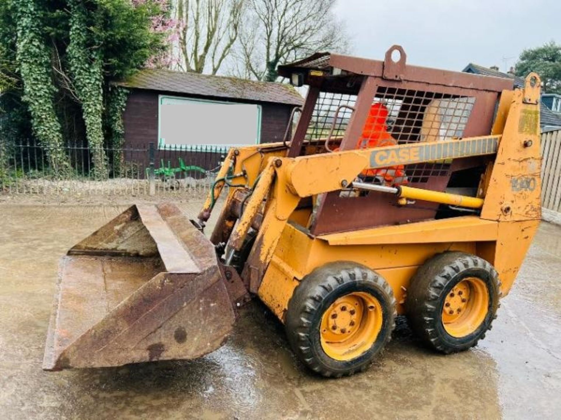 CASE 1840 4WD SKIDSTEER C/W BUCKET - Image 8 of 8