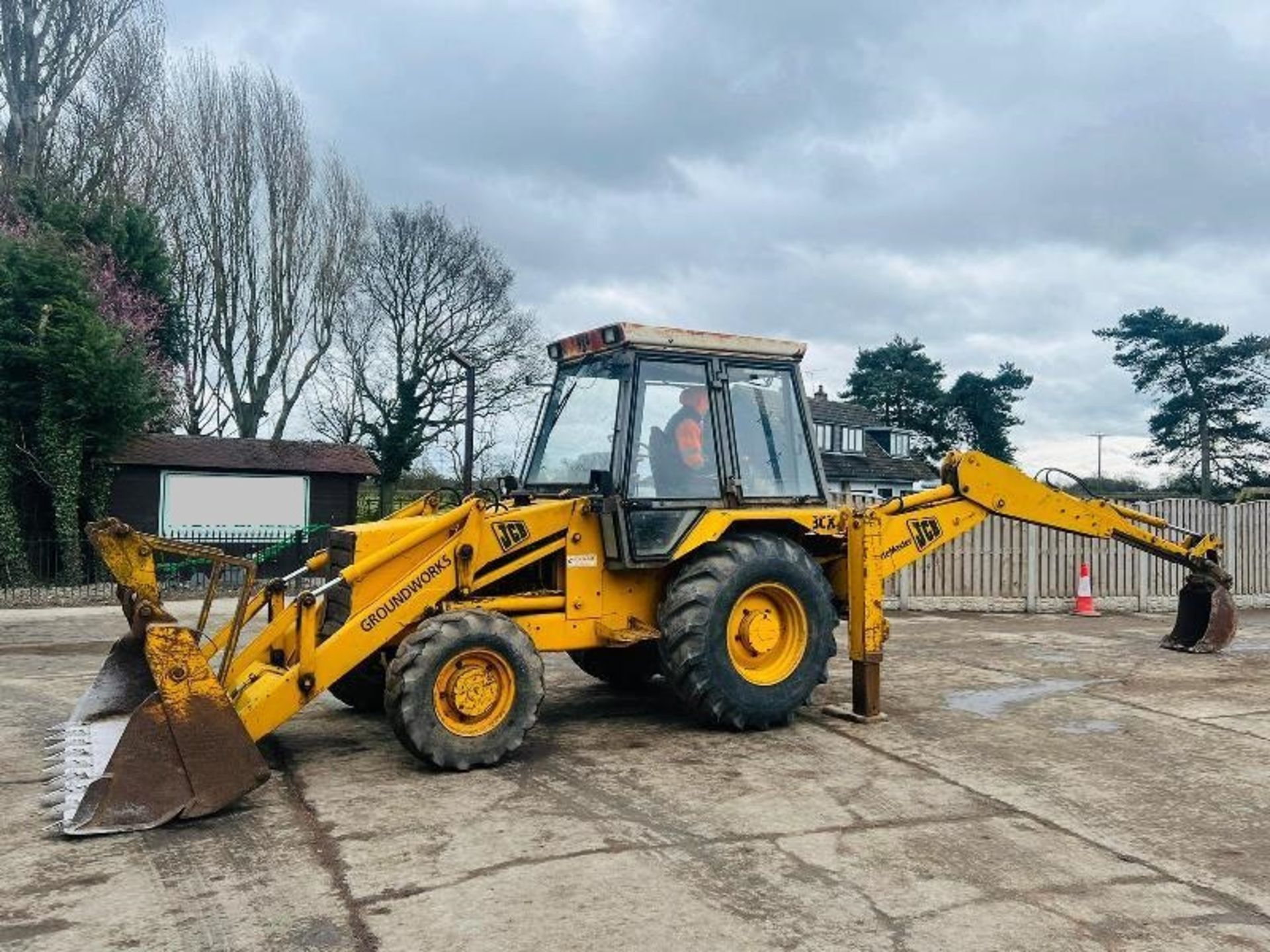 JCB 3CX PROJECT 7 4WD BACKHOE DIGGER C/W EXTENDING DIG * BIG HUB REDUCTION - Image 13 of 17