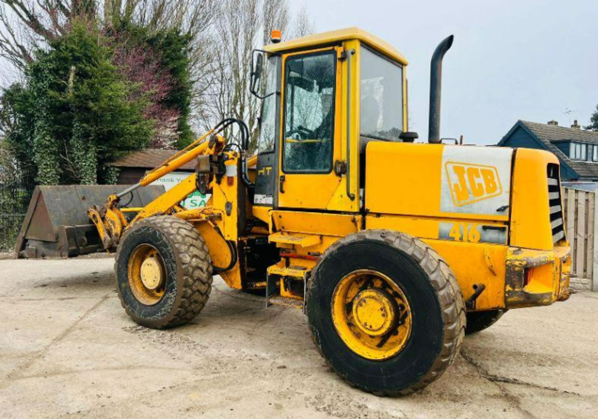 JCB 416 4WD HIGH TIP LOADING SHOVEL C/W TOE TIP BUCKET - Image 8 of 15