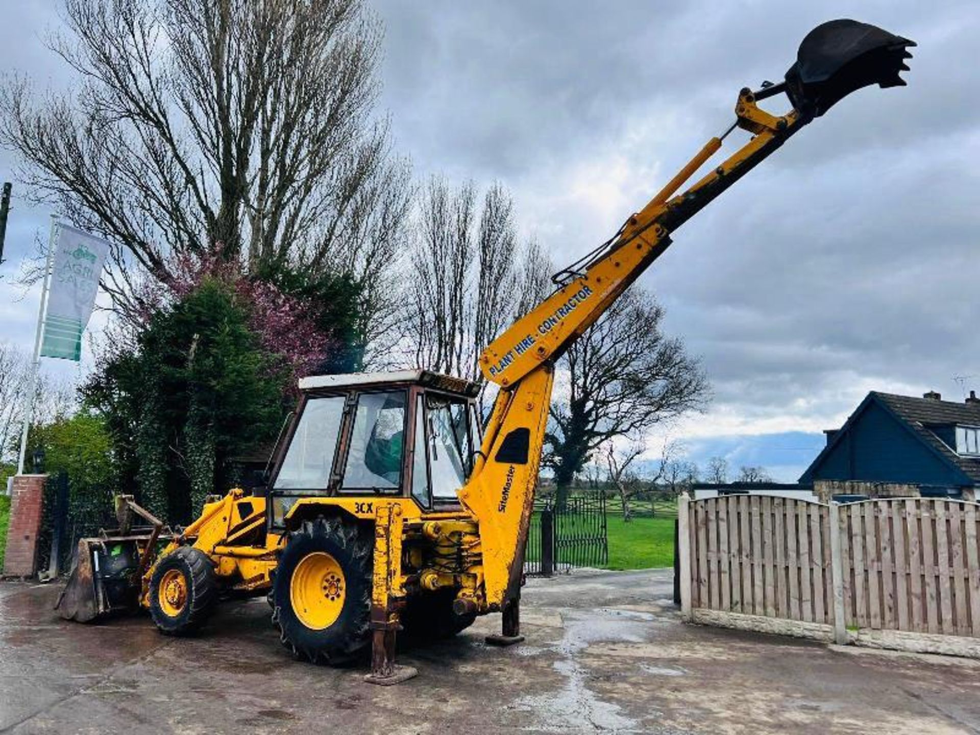 JCB 3CX PROJECT 7 4WD BACKHOE DIGGER C/W EXTENDING DIG