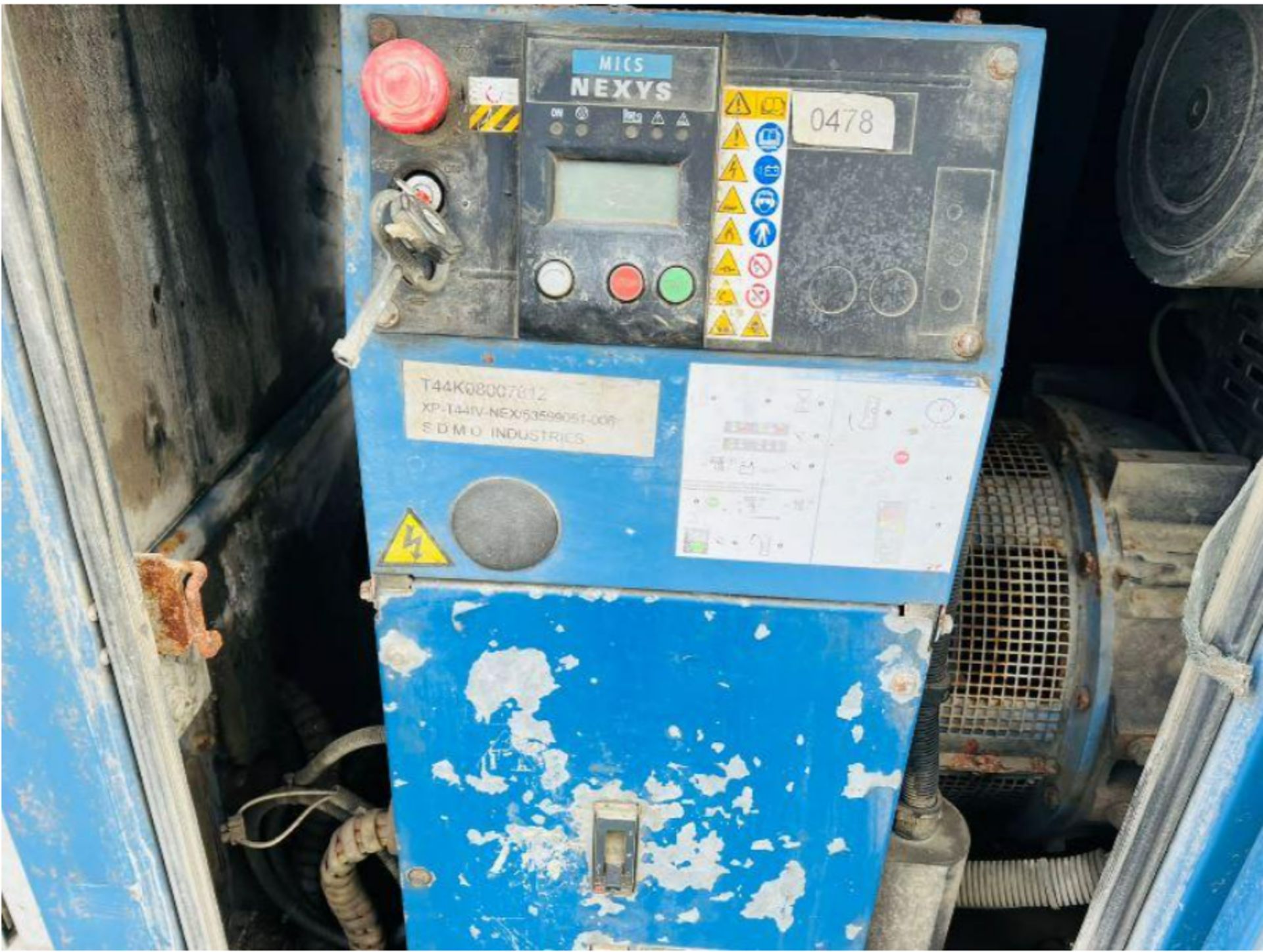 SDMO 44KVA GENERATOR * YEAR 2008 * C/W MITSUBISHI ENGINE - Image 7 of 12