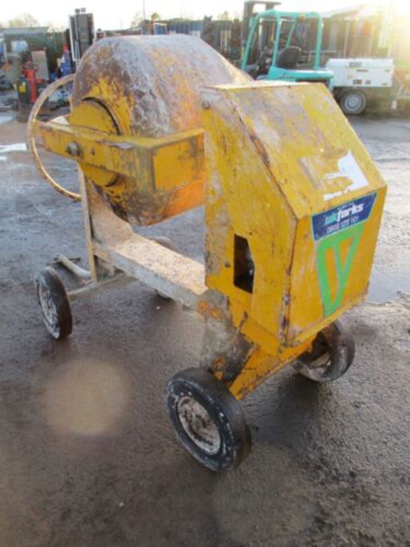 ALTRAD BAROMIX COMMODORE DIESEL CEMENT MIXER BELLE SITE ELECTRIC START DELIVERY - Image 4 of 7