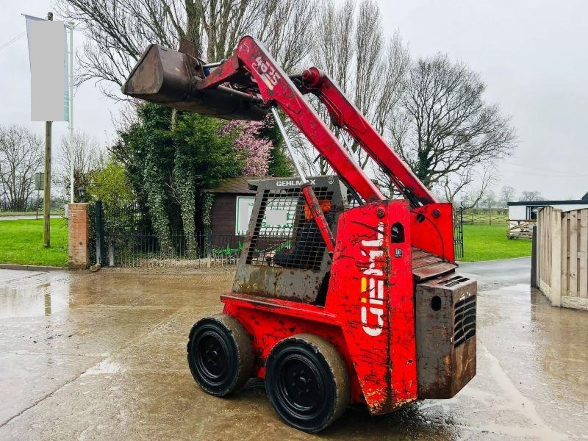 GEHL 4625 4WD SKIDSTEER C/W KUBOTA ENGINE & BUCKET - Image 15 of 17