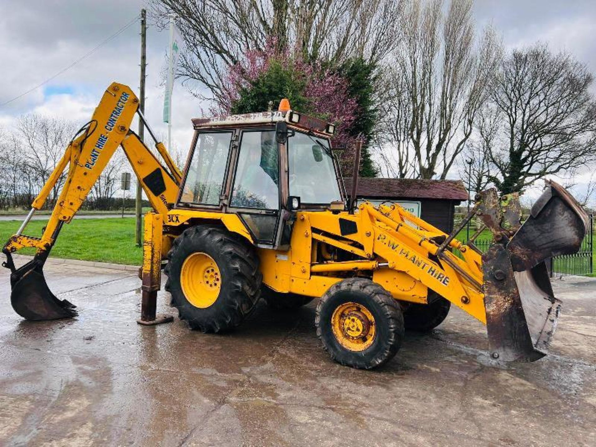 JCB 3CX PROJECT 7 4WD BACKHOE DIGGER C/W EXTENDING DIG - Image 12 of 18