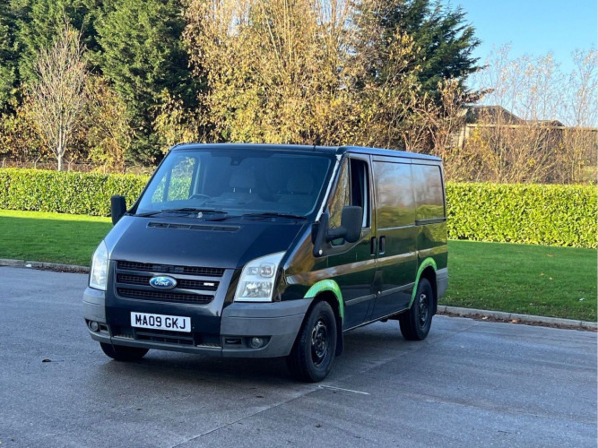 FORD TRANSIT 2.2 TDCI 260 TREND FWD L1 H1 5DR (2010) - Image 8 of 53