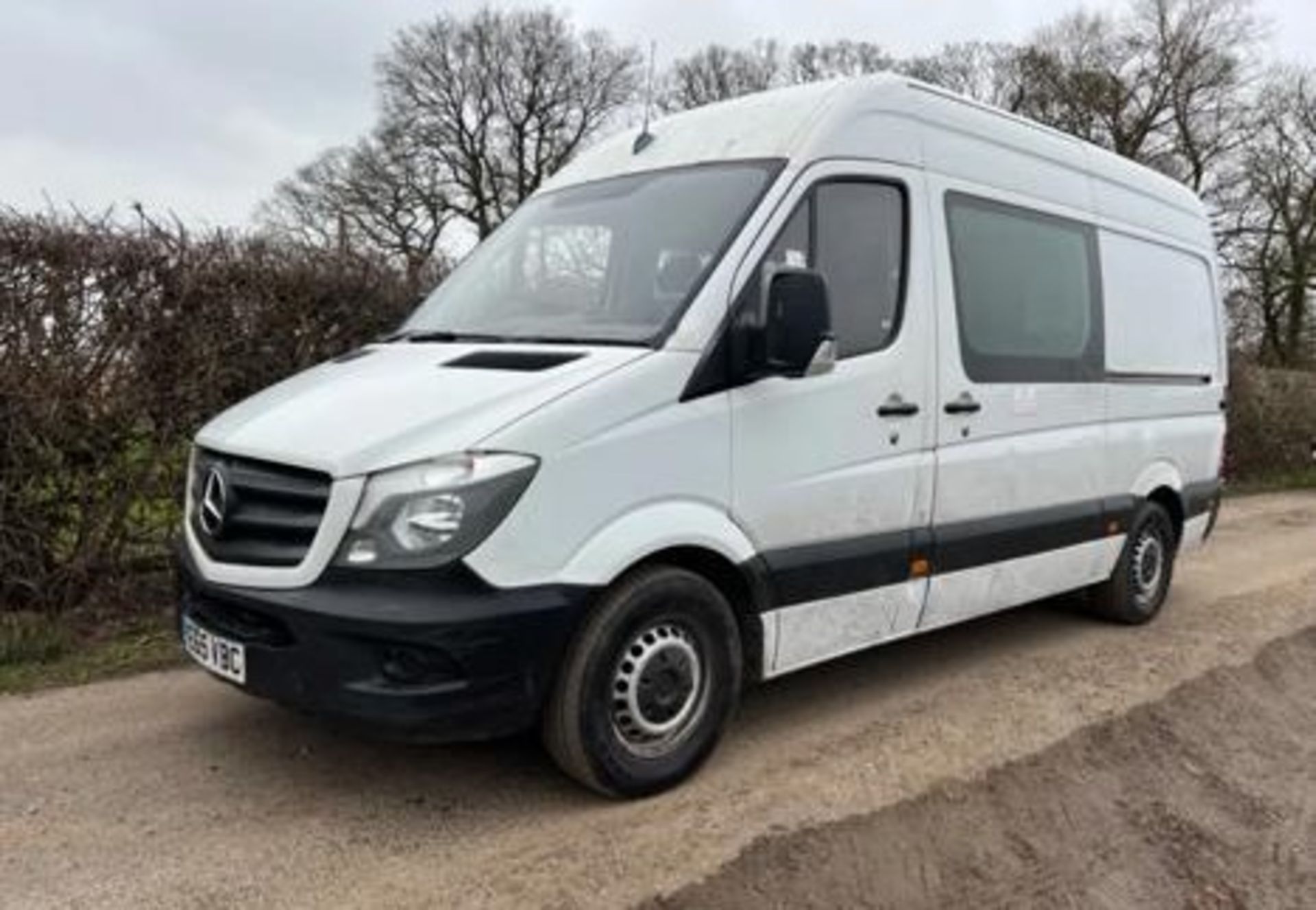 2015 MERCEDES SPRINTER WELFARE VAN - POTENTIAL CAMPER CONVERSION -177K FULL SERVICE HISTORY - 2 KEY. - Image 3 of 12