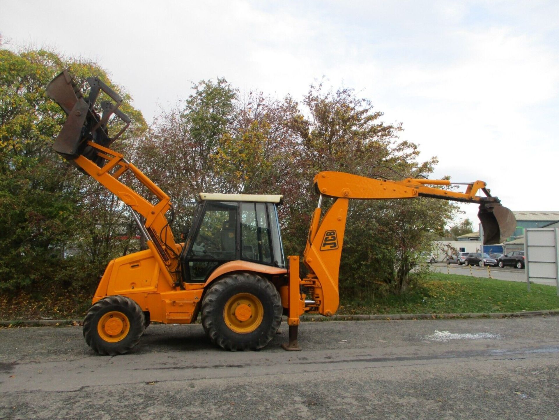 JCB 3CX PROJECT 12 BACKHOE DIGGER EXCAVATOR WHEELED LOADER MANUAL GEARBOX 4X4 V5 - Image 3 of 11