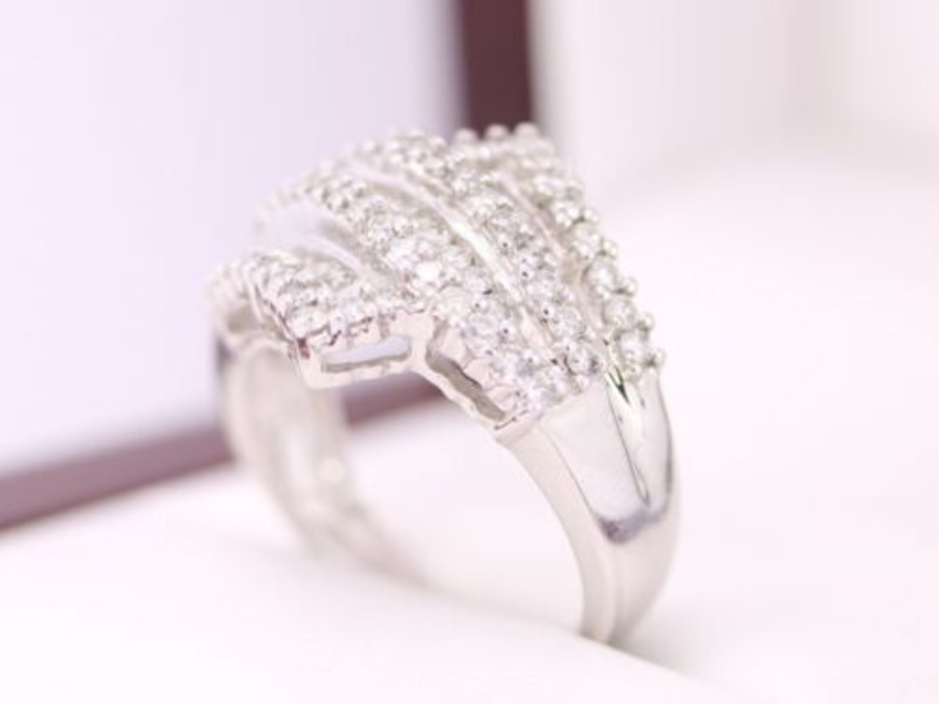 DIAMOND RING BEAUTIFUL 14CT WHITE GOLD RETRO STUNNING LADIES SIZE O 1/2 6.7G - Image 3 of 5
