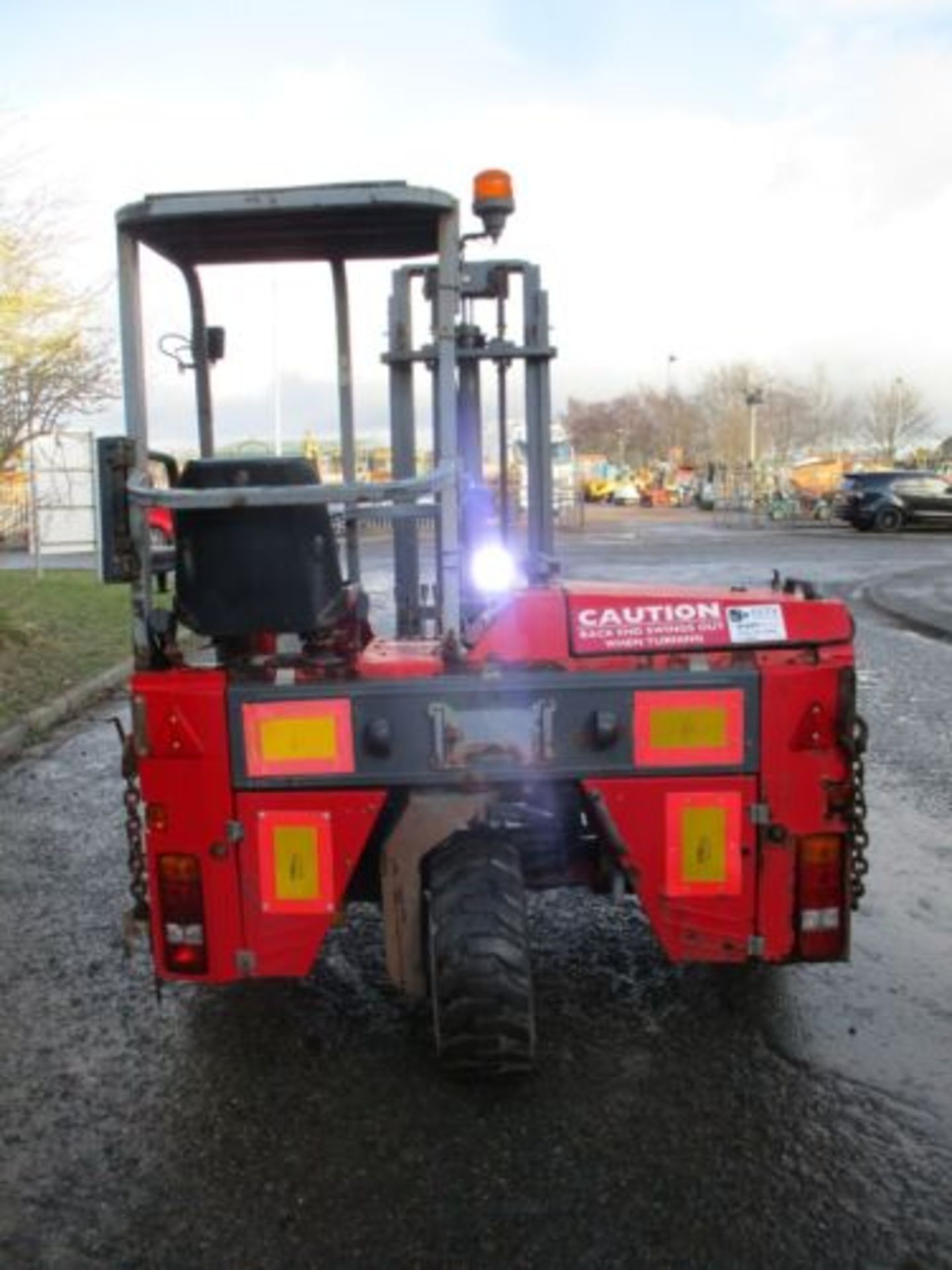 MOFFETT MOUNTY M2003 FORK LIFT FORKLIFT TRUCK MOUNTED 2 TON 3WD DELIVERY ARANGED - Image 8 of 11