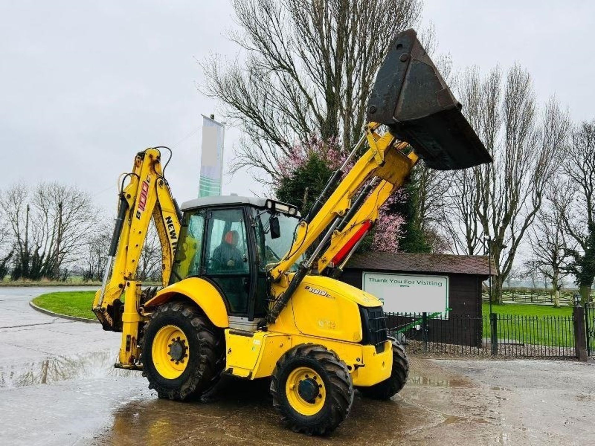 NEW HOLAND B100C 4WD BACKHOE DIGGER *YEAR 2012* C/W EXTENDING DIG