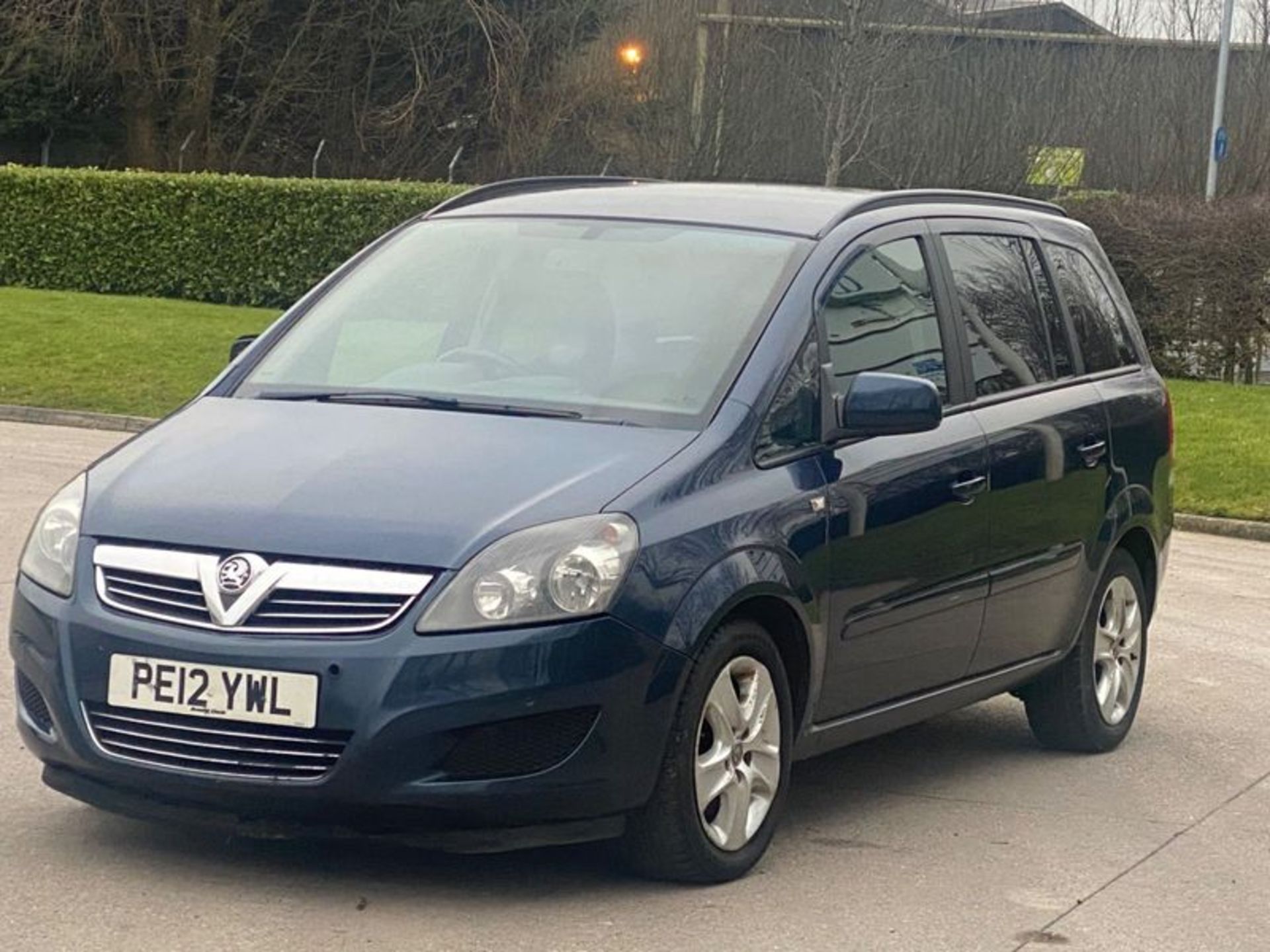 VAUXHALL ZAFIRA 1.7 CDTI ECOFLEX EXCLUSIV EURO 5 5DR (SNAV) 2012 (12 REG) - Image 4 of 54