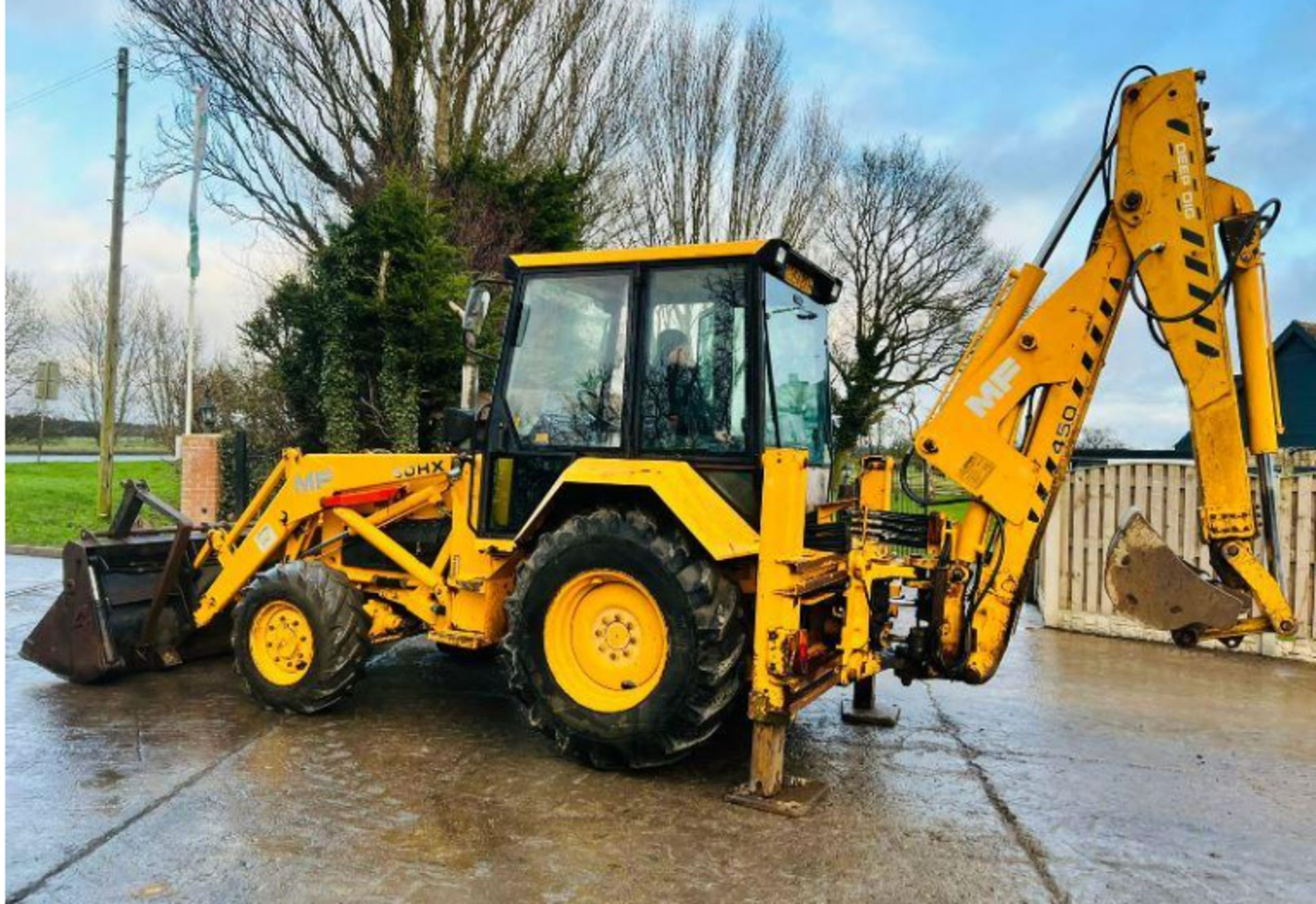 MASSEY FERGUSON 50HX 4WD BACKHOE DIGGER *4209 HOURS* C/W EXTENDING DIG - Image 10 of 20