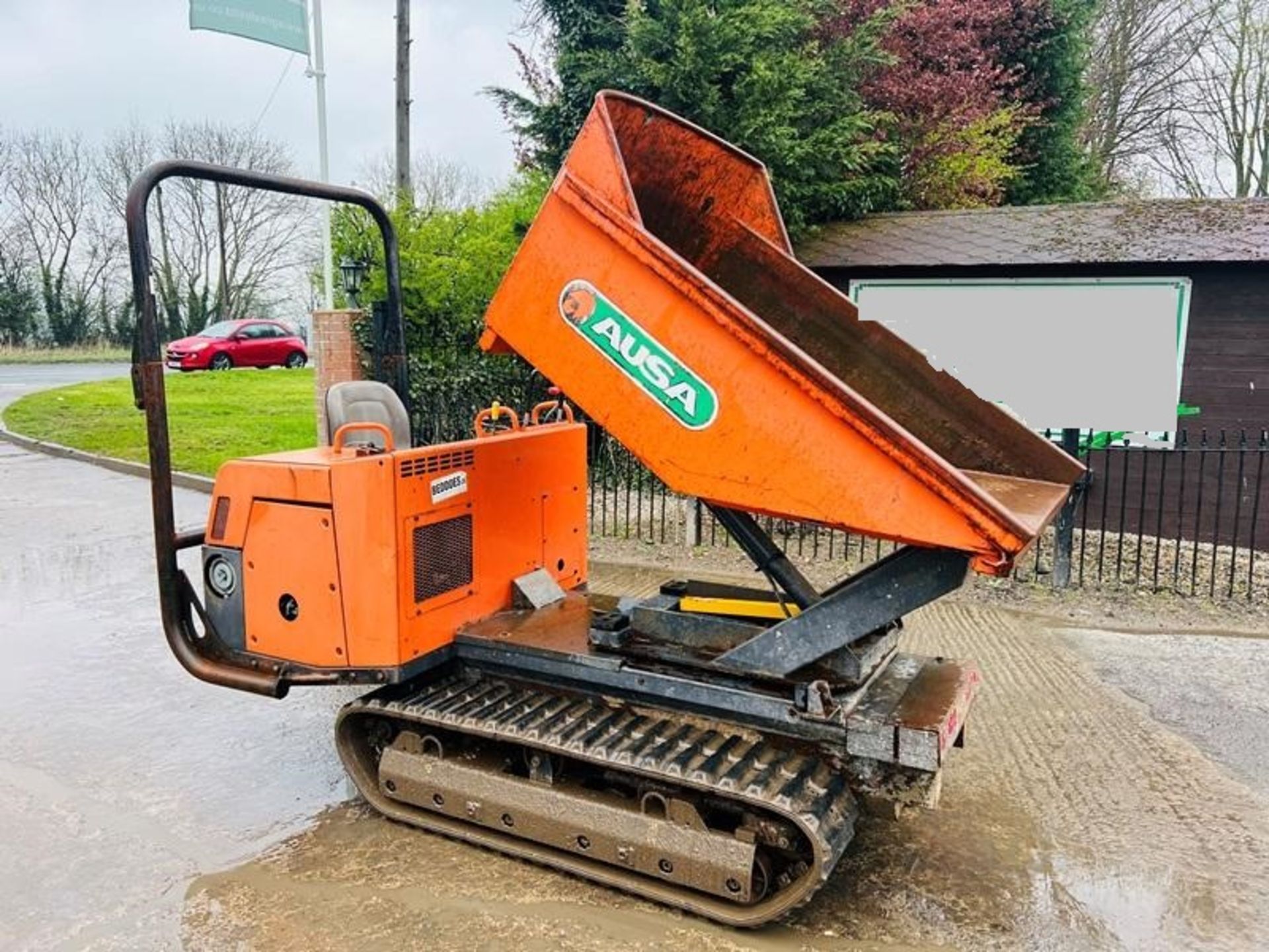 AUSA TRACKED SWIVEL TIP DUMPER *413 HOURS* C/W RUBBER TRACKS & KUBOTA ENGINE - Image 4 of 18