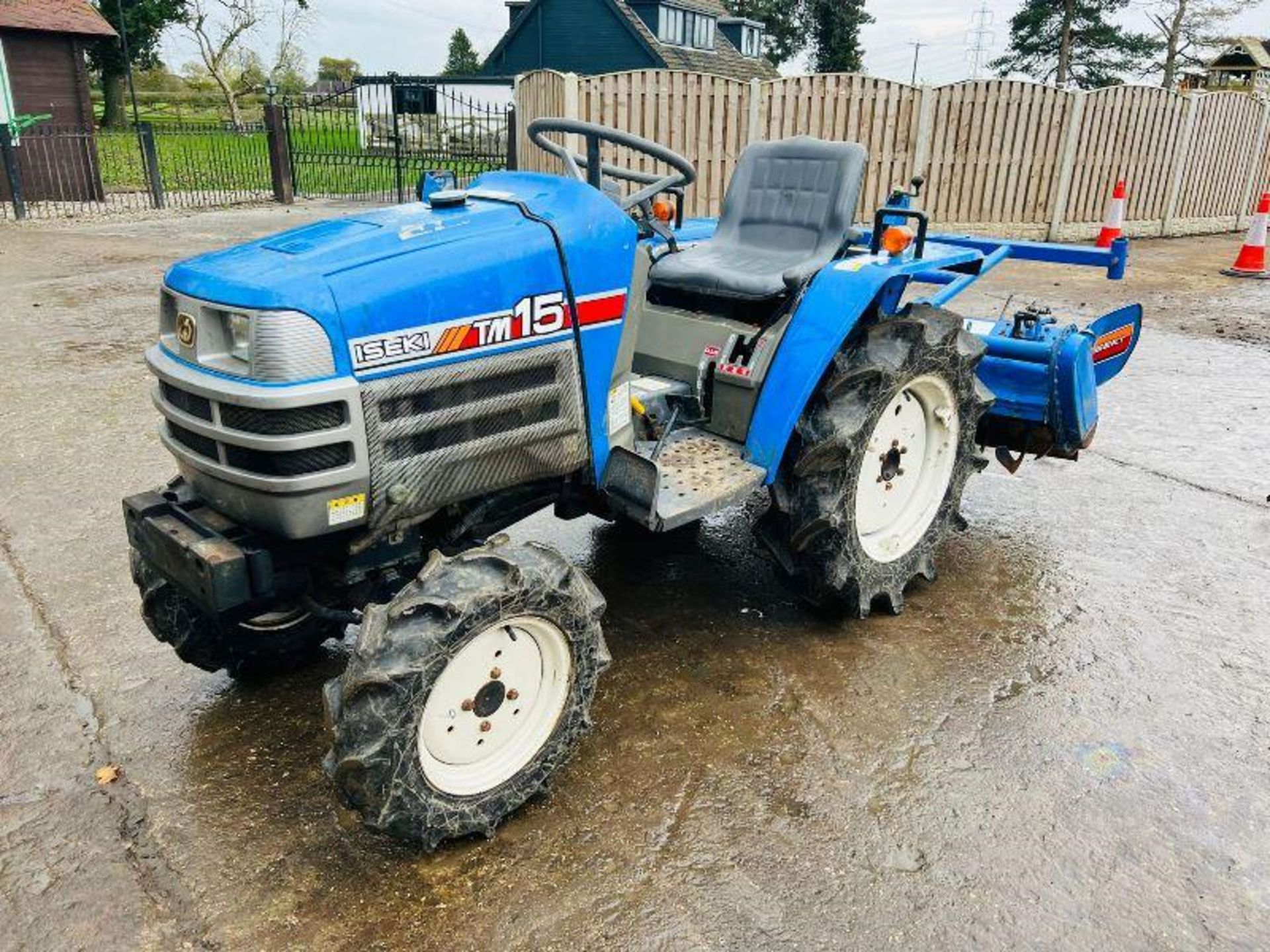 ISEKI TM15 4WD COMPACT TRACTOR C/W REAR ROTAVATOR - Image 12 of 12