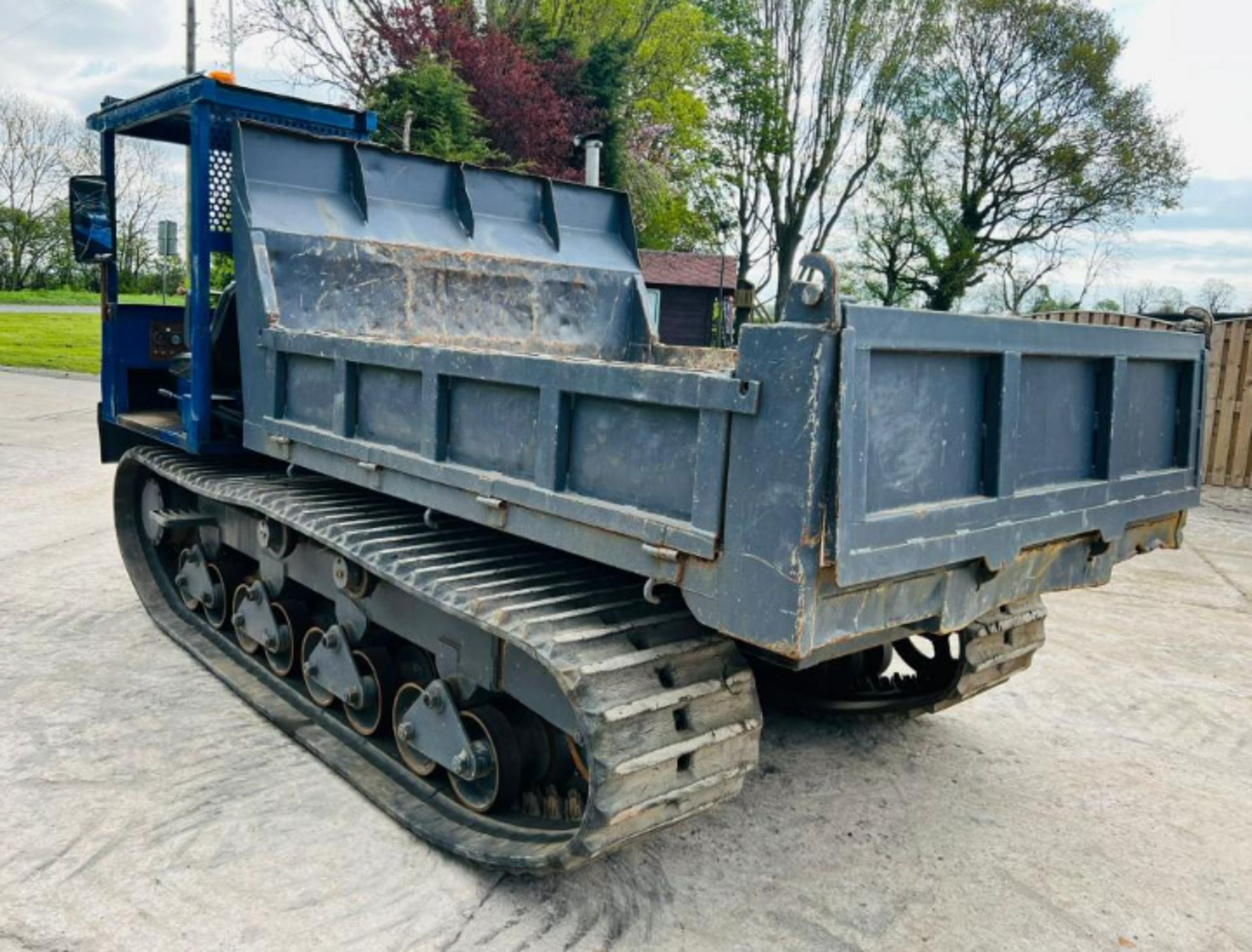 MOROOKA MST700 TRACKED DUMPER C/W HYDRAULIC TIP - Image 8 of 20