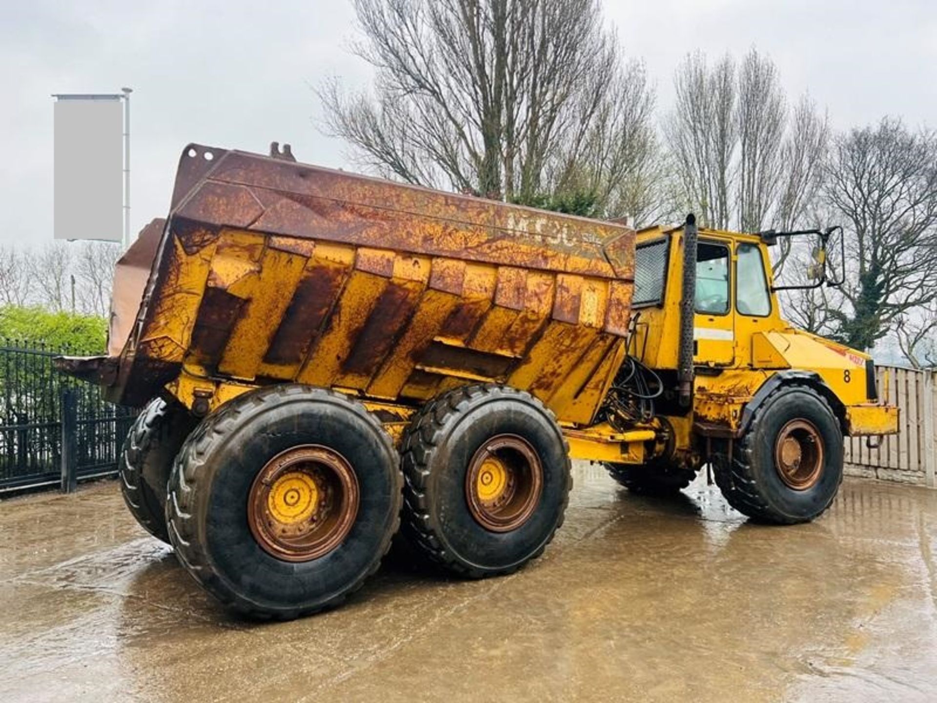 MOXY MT30 6X6 ARTICULATED DUMP TRUCK C/W HYDRAULIC STRAIGHT TIP - Image 6 of 11