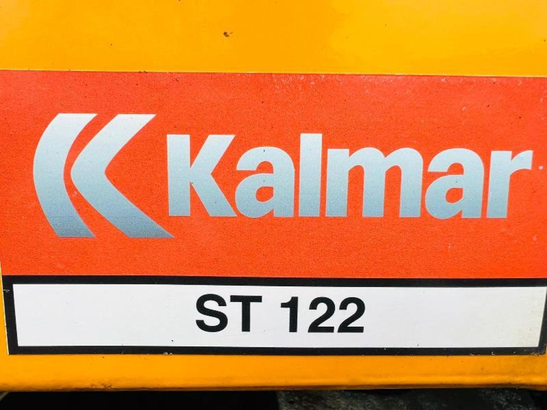 KALMAR ST122 4X2 TUG * INTERMITTEN DRIVE FAULT - Image 10 of 13