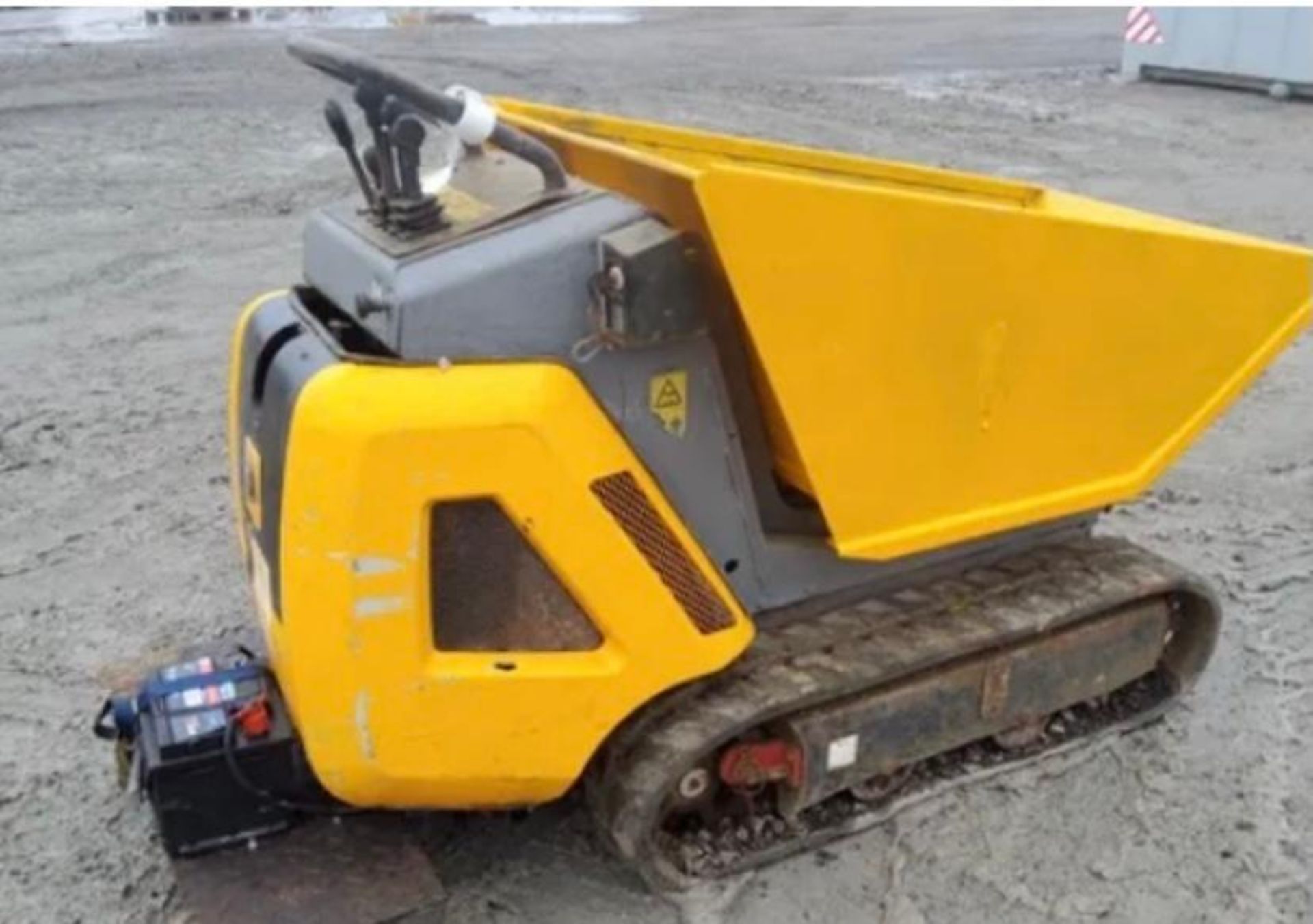 JCB TRACKED DIESEL DUMPER HI TIP - Image 4 of 4