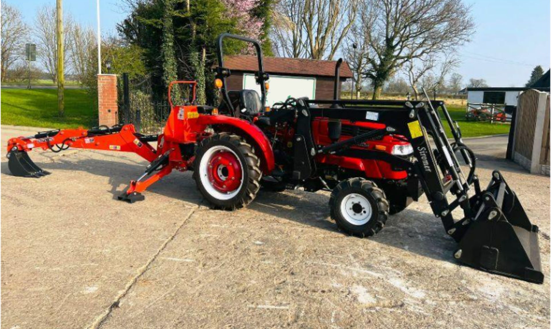 ** BRAND NEW SIROMER 304 4WD TRACTOR WITH LOADER & BACK ACTOR YEAR 2023 ** - Image 2 of 13