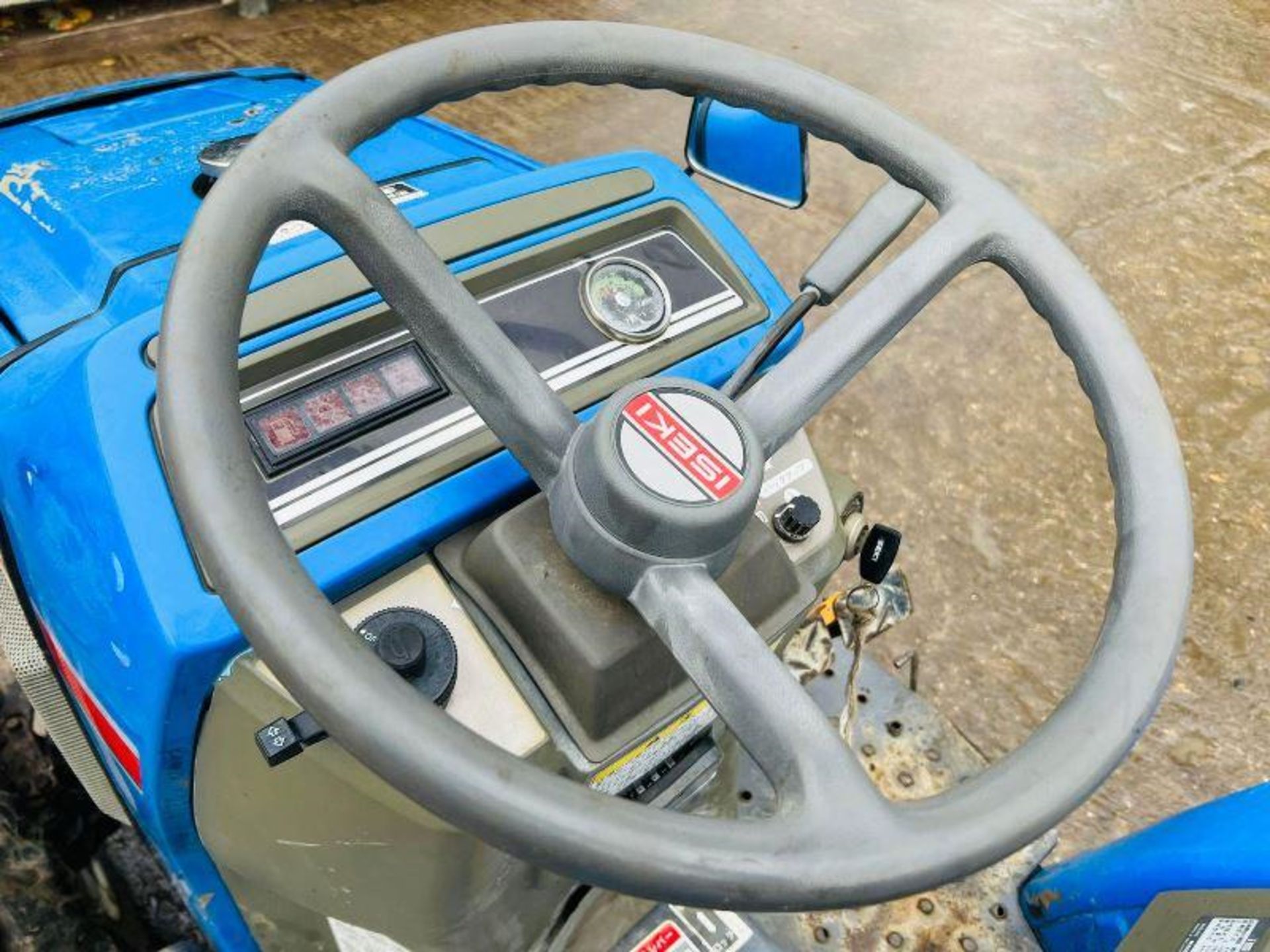 ISEKI TM15 4WD COMPACT TRACTOR C/W REAR ROTAVATOR - Image 8 of 12