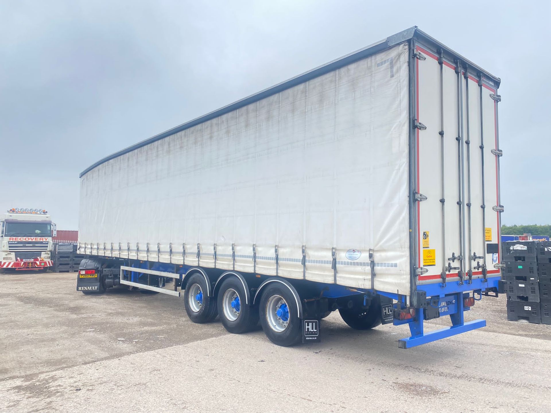 2016 MODEL LAWRENCE DAVID XL CURTAIN SIDE TRAILER - 4.4 METRES HIGH - Image 3 of 6