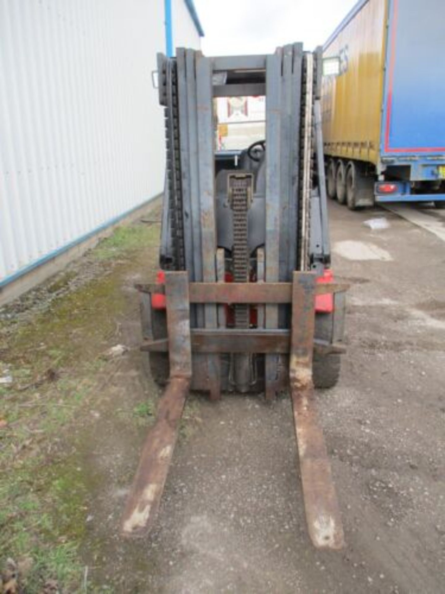 LINDE H20 FORK LIFT FORKLIFT TRUCK STACKER 2 TON DELVERY CONTAINER TRIPLE MAST - Image 12 of 14