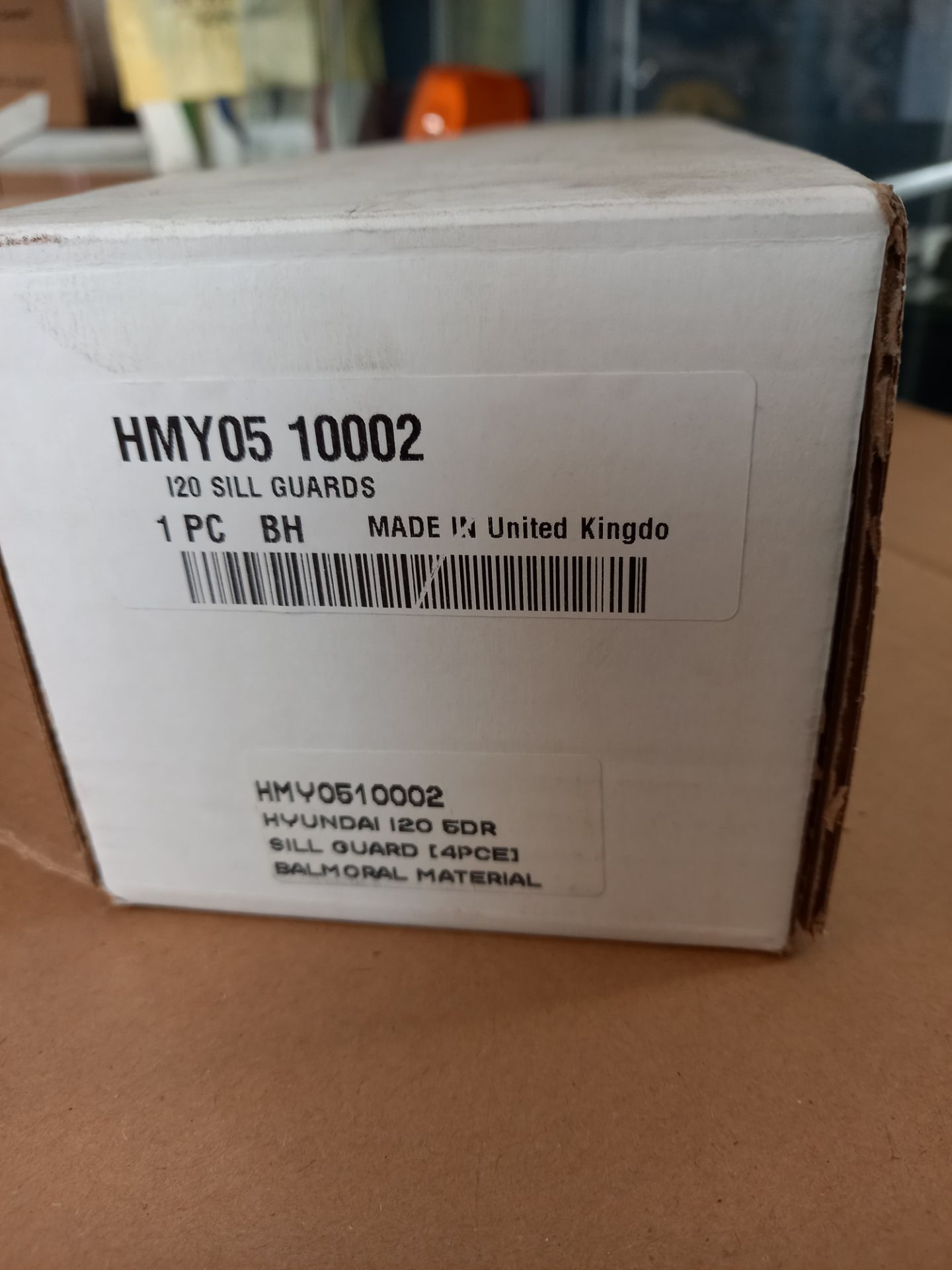 HYUNDAI PARTS PALLET 21 - Image 4 of 9