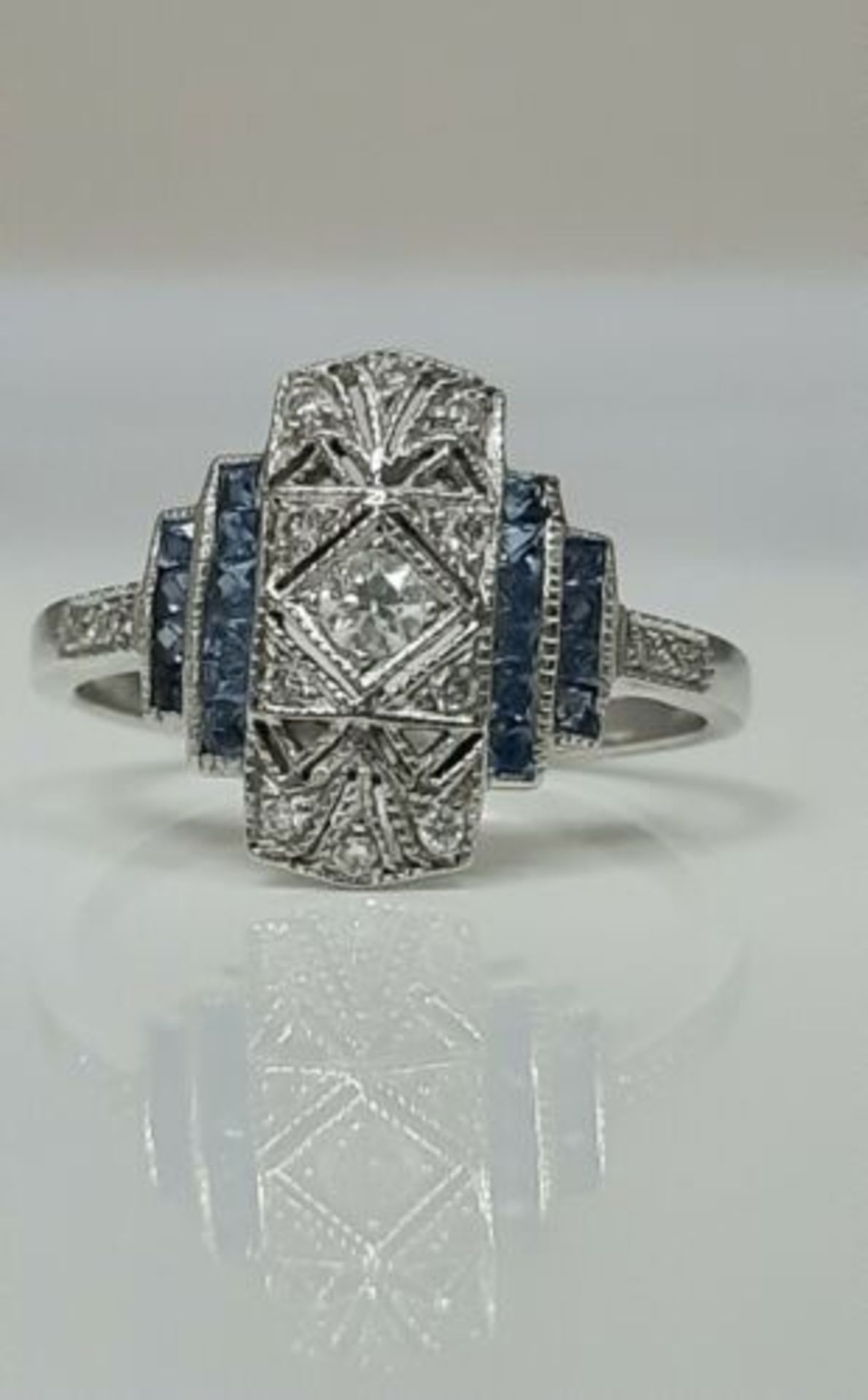 DIAMOND AND SAPPHIRE ART NOUVEAU STYLE DRESS RING IN WHITE GOLD - Image 4 of 6