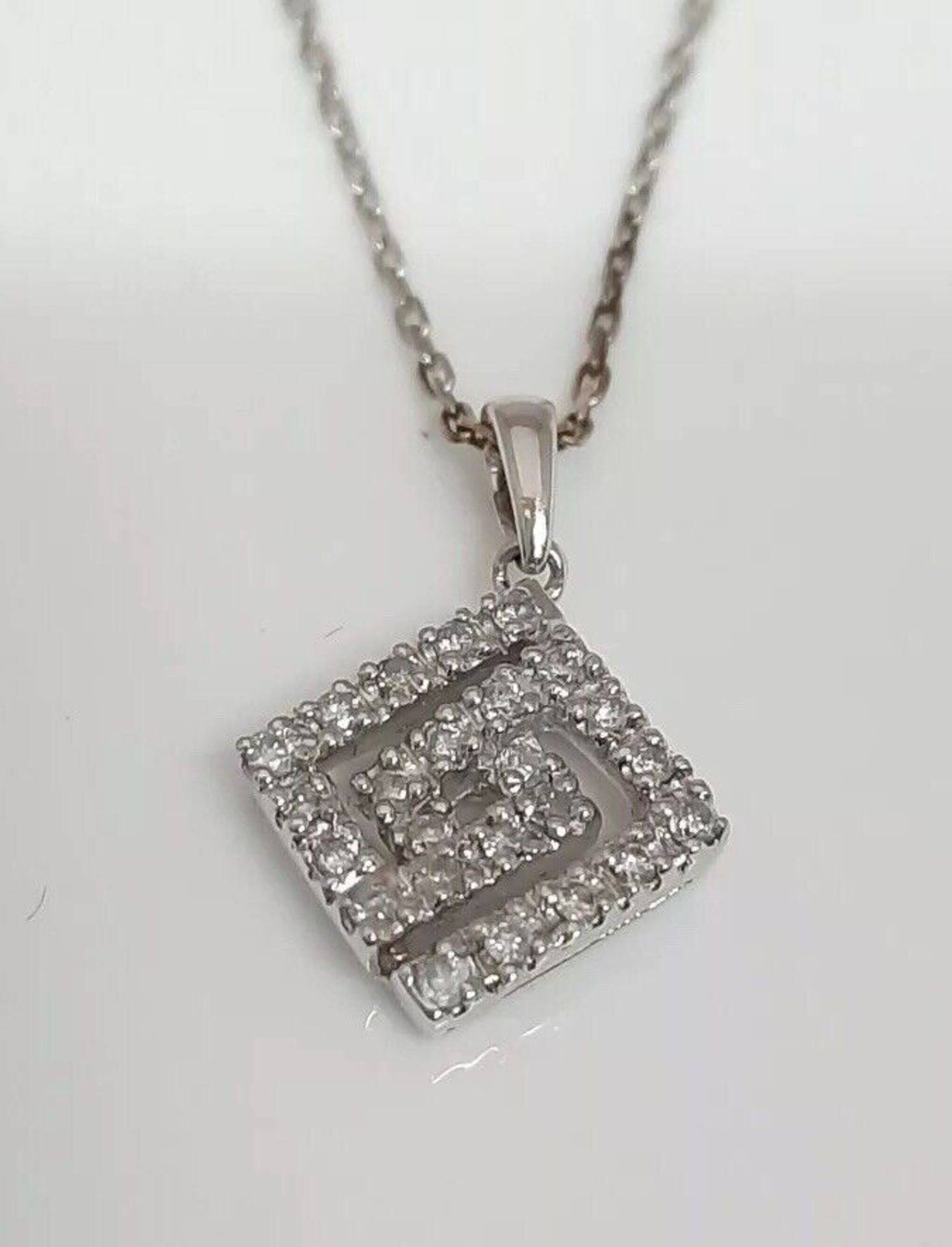 DIAMOND PENDANT/DIAMOND SHAPE IN WHITE GOLD - Image 2 of 5