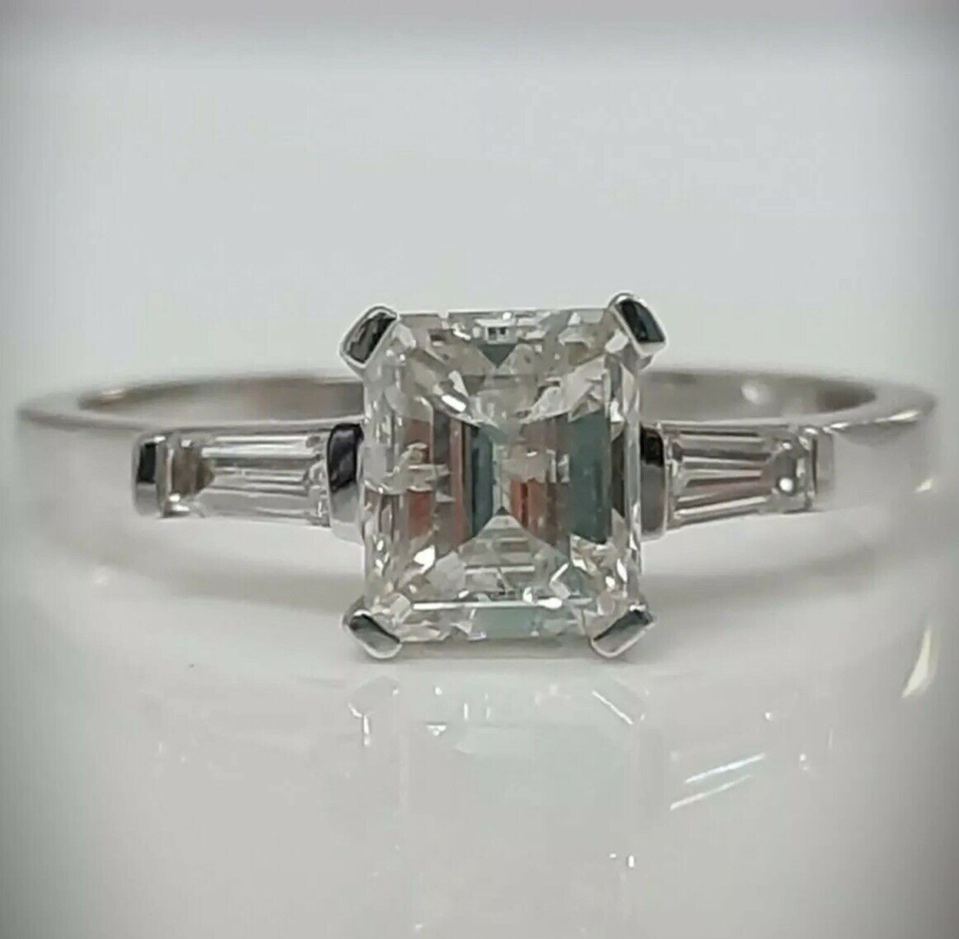 EMERALD CUT DIAMOND ENGAGEMENT RING/WHITE GOLD 1.19 CT