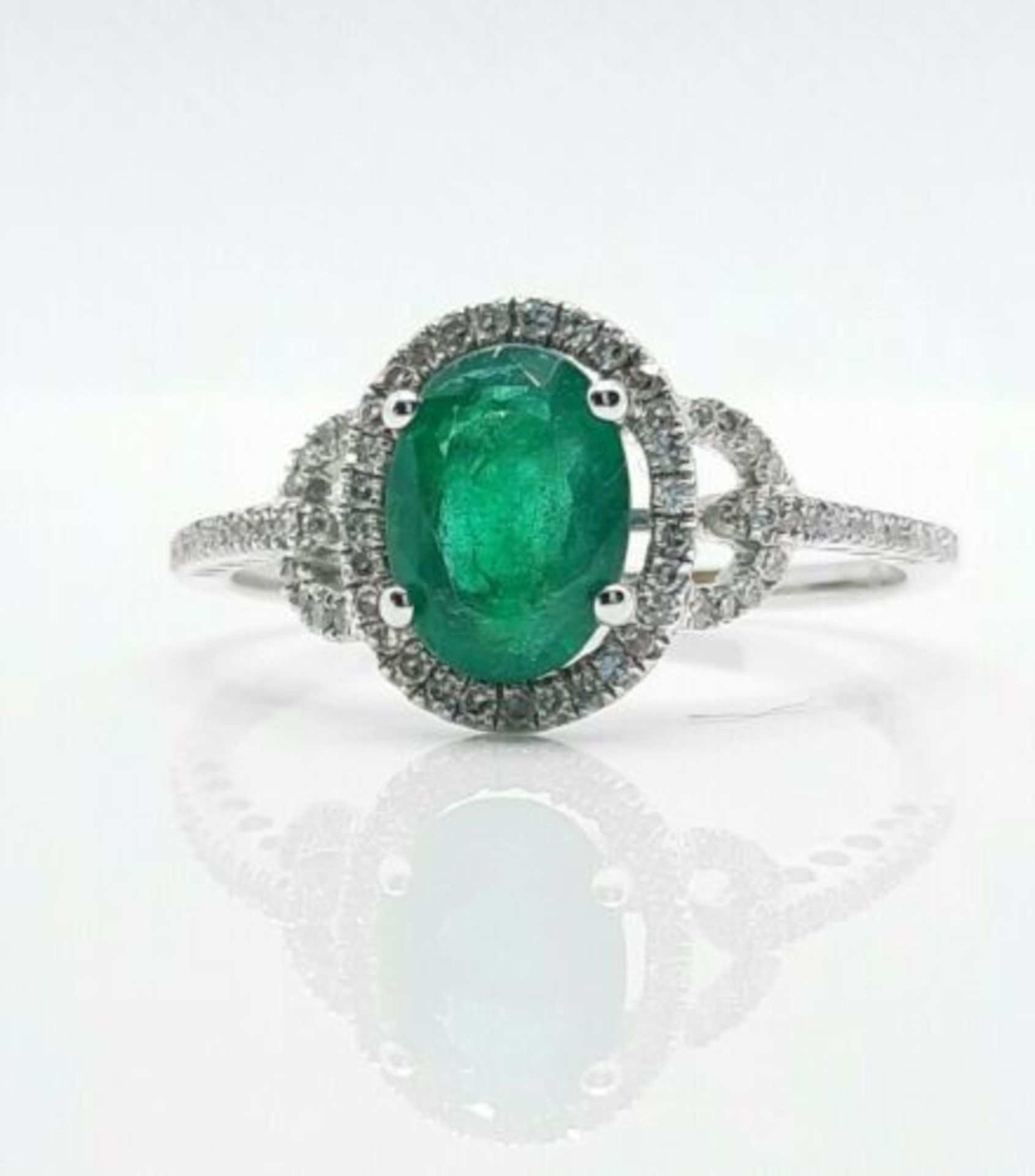 1.20CT EMERALD & DIAMOND RING WHITE GOLD