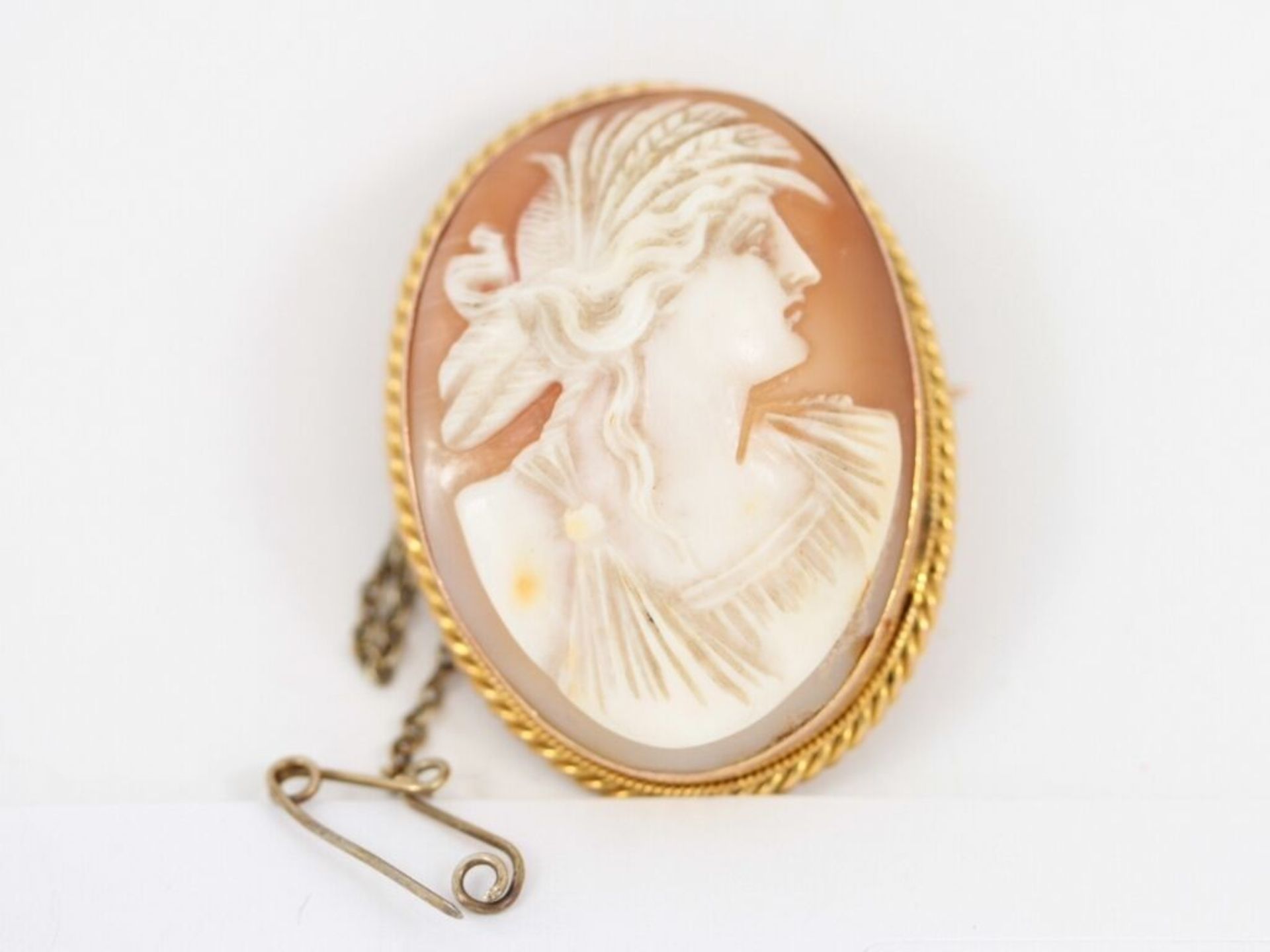 CAMEO BROOCH 9CT GOLD VINTAGE LADIES PIN BADGE 375 U17