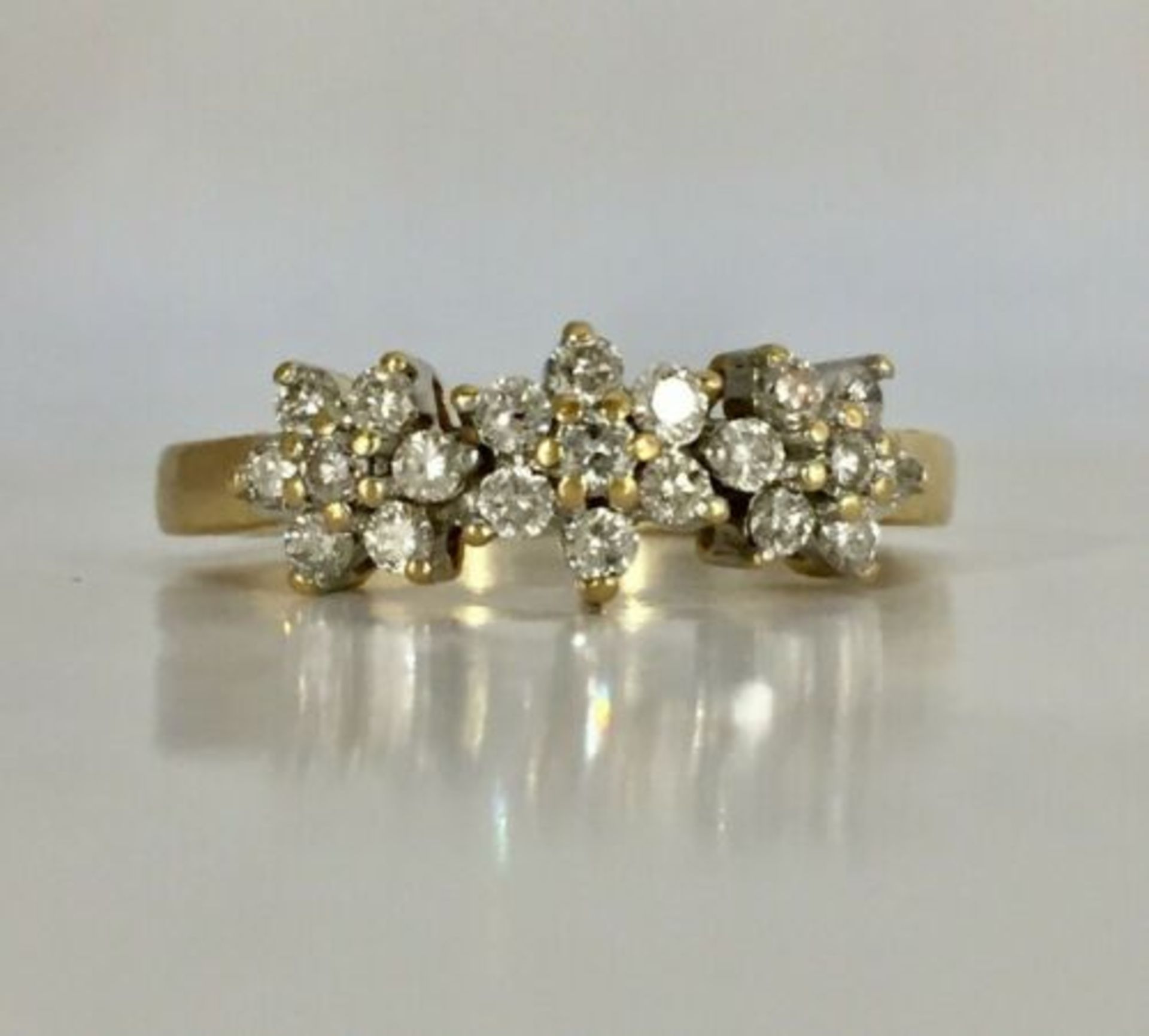 CLUSTER DIAMOND DRESS/ENGAGEMENT RING 18CT YELLOW GOLD