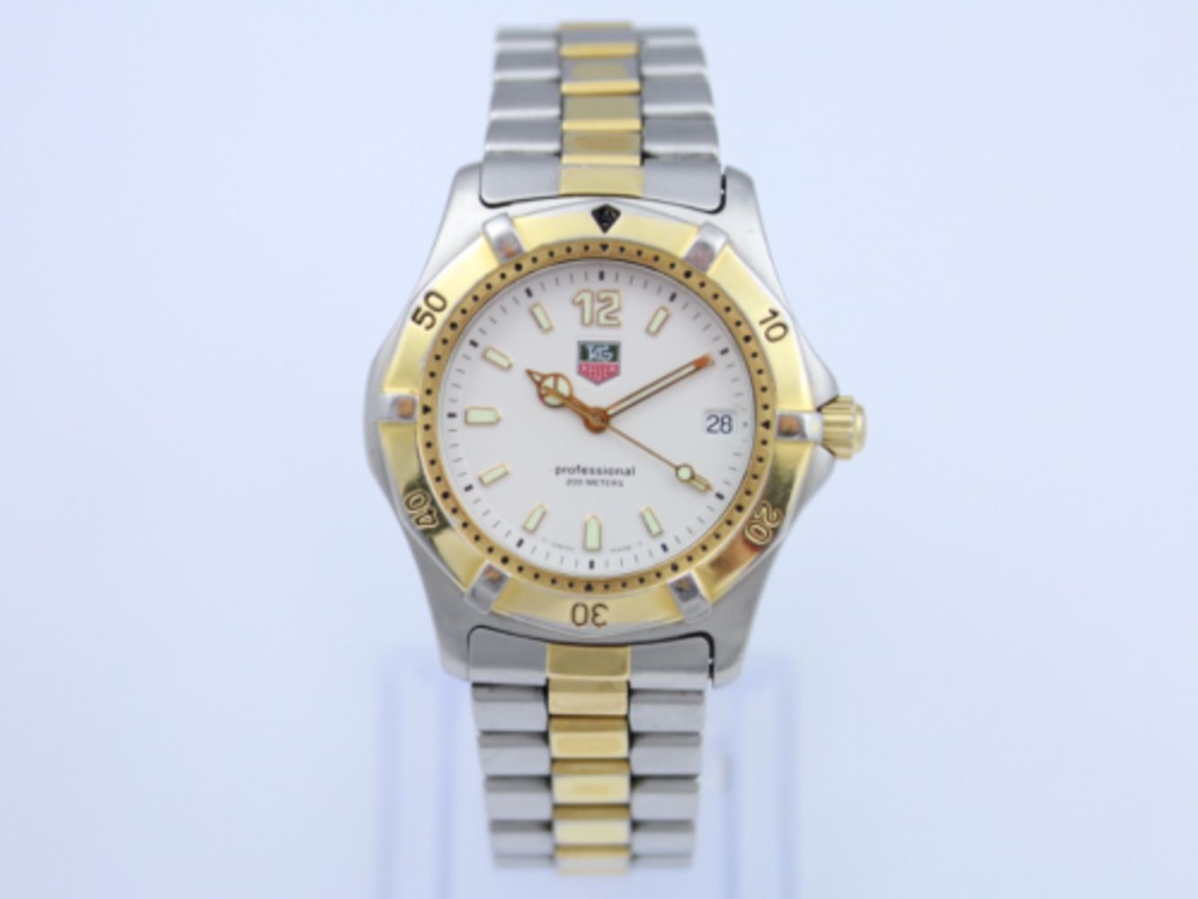 500 FRESH LOTS - WATCHES, ROLEX, BREITLING, OMEGA & DIAMOND RINGS, NECKLACES & MORE - LIQUIDATION SALE!  Ends Sunday 16th April 2023 10am