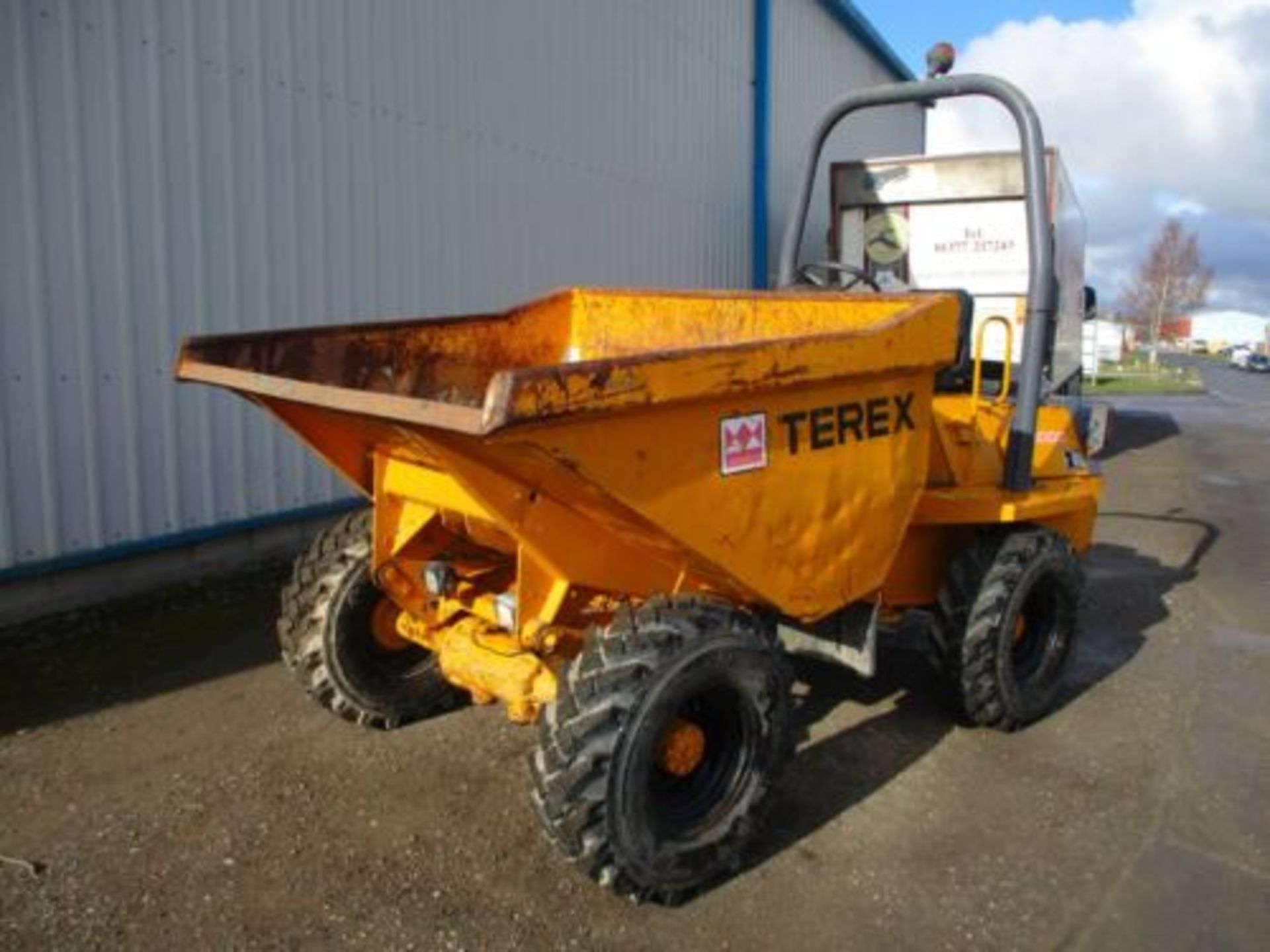 TEREX 3 TON DUMPER BARFORD BENFORD THWAITES KUBOTA ENGINE DELIVERY ARRANGED - Image 2 of 14