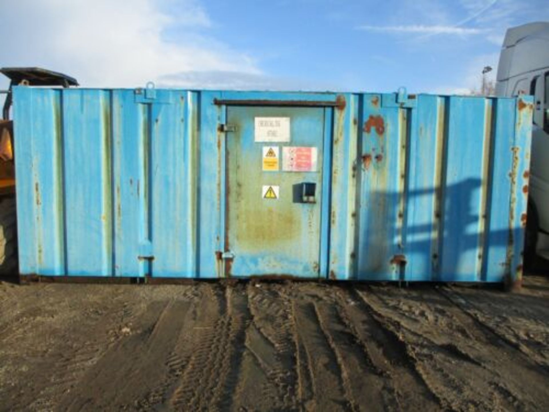20 FT FEET FOOT SECURE BUNDED SHIPPING CONTAINER SPRAY CHEMICAL STORE DELIVERY