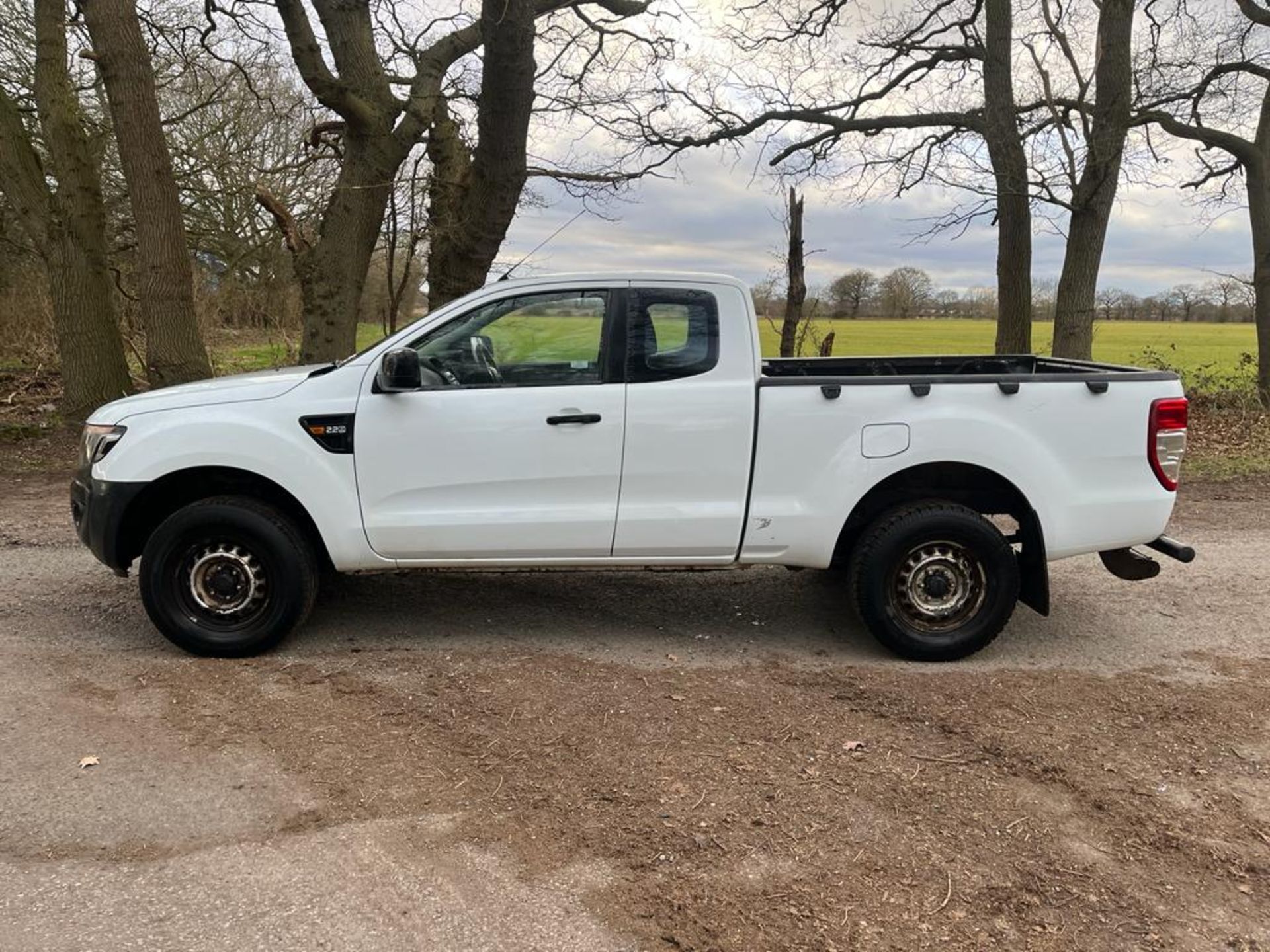 NEW PICTURES ADDED! 2013 63 FORD RANGER SUPER CAB PICK UP - 70K MILES - 1 COUNCIL OWNER - 2.2 DIESEL - Image 4 of 10