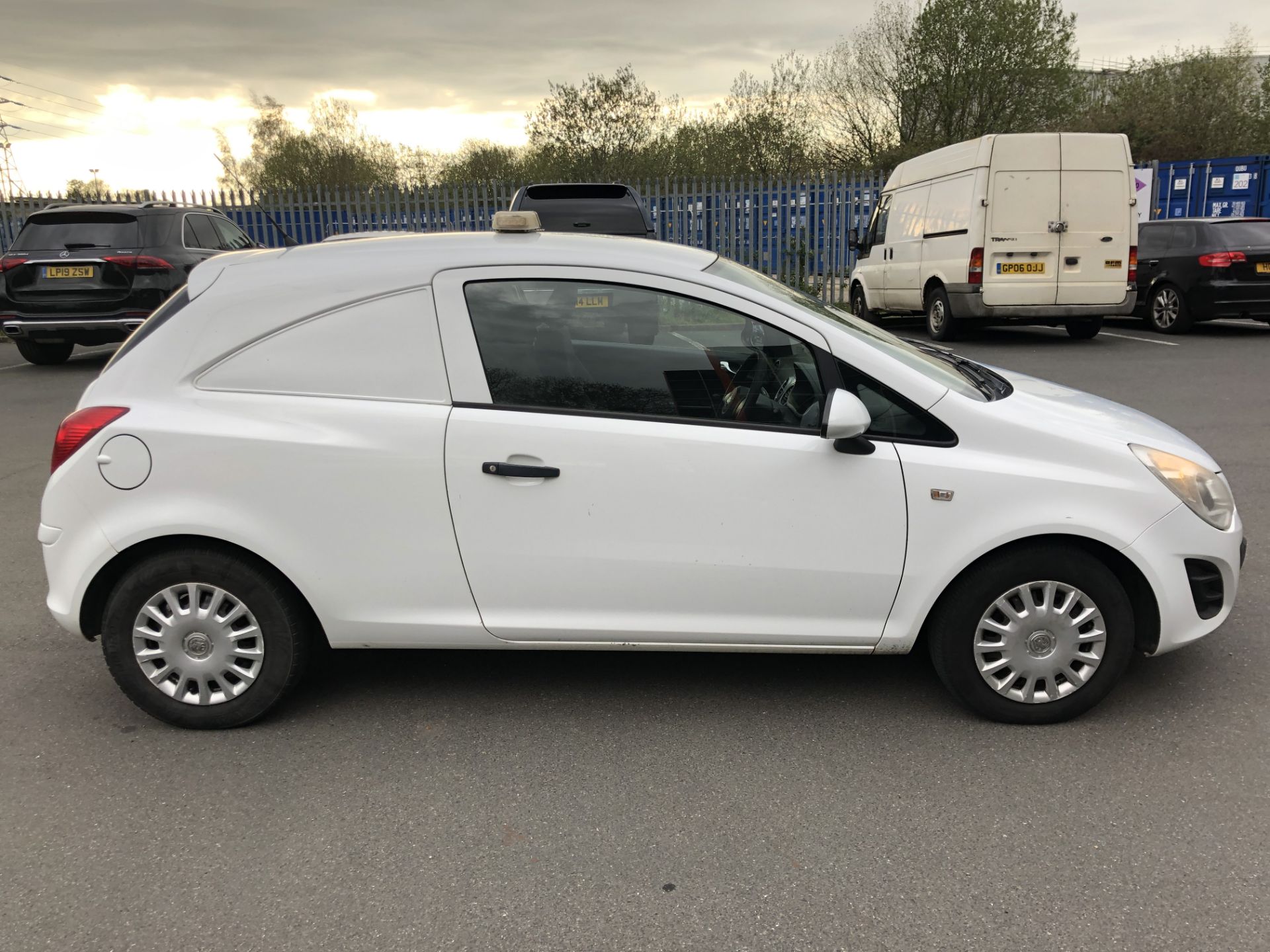 2011 VAUXHALL CORSA 1.3 CDTI ECOFLEX VAN - 154,000 MILES - 1 KEY - Image 8 of 14