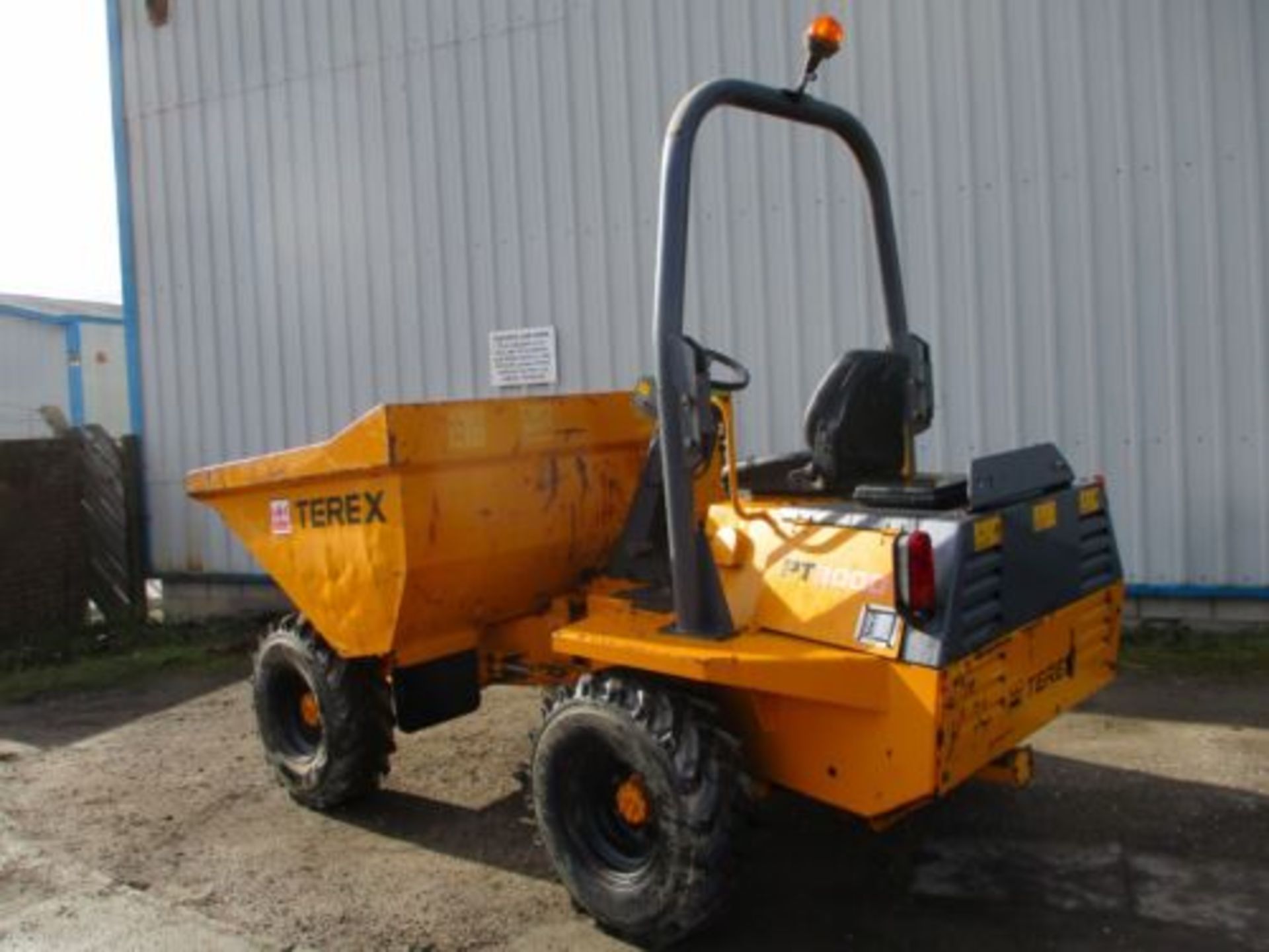 TEREX 3 TON DUMPER BARFORD BENFORD THWAITES KUBOTA ENGINE DELIVERY ARRANGED - Image 12 of 14